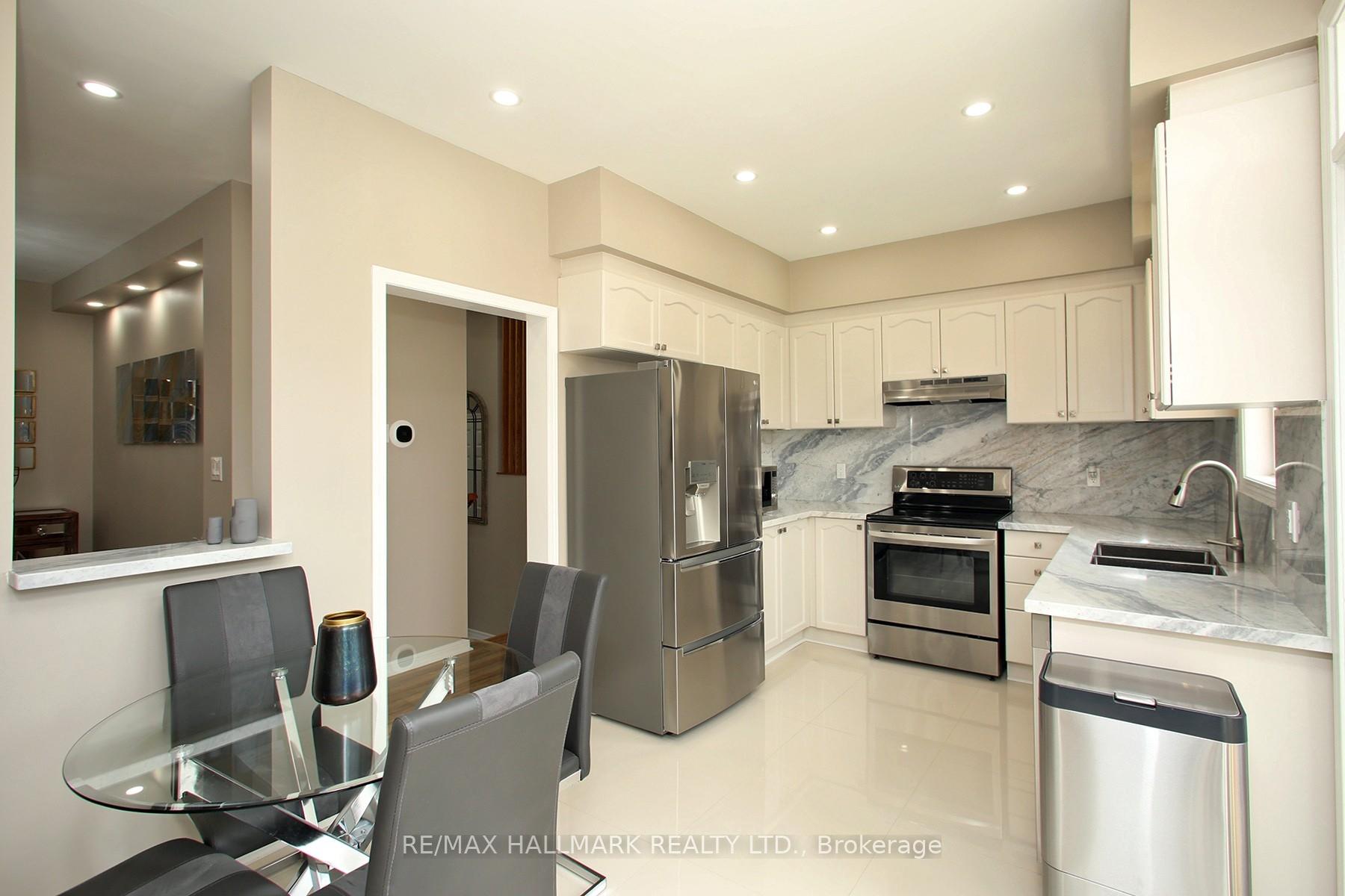 Photo 11 of 53 Russell Barton Lane, Uxbridge — HOMEH