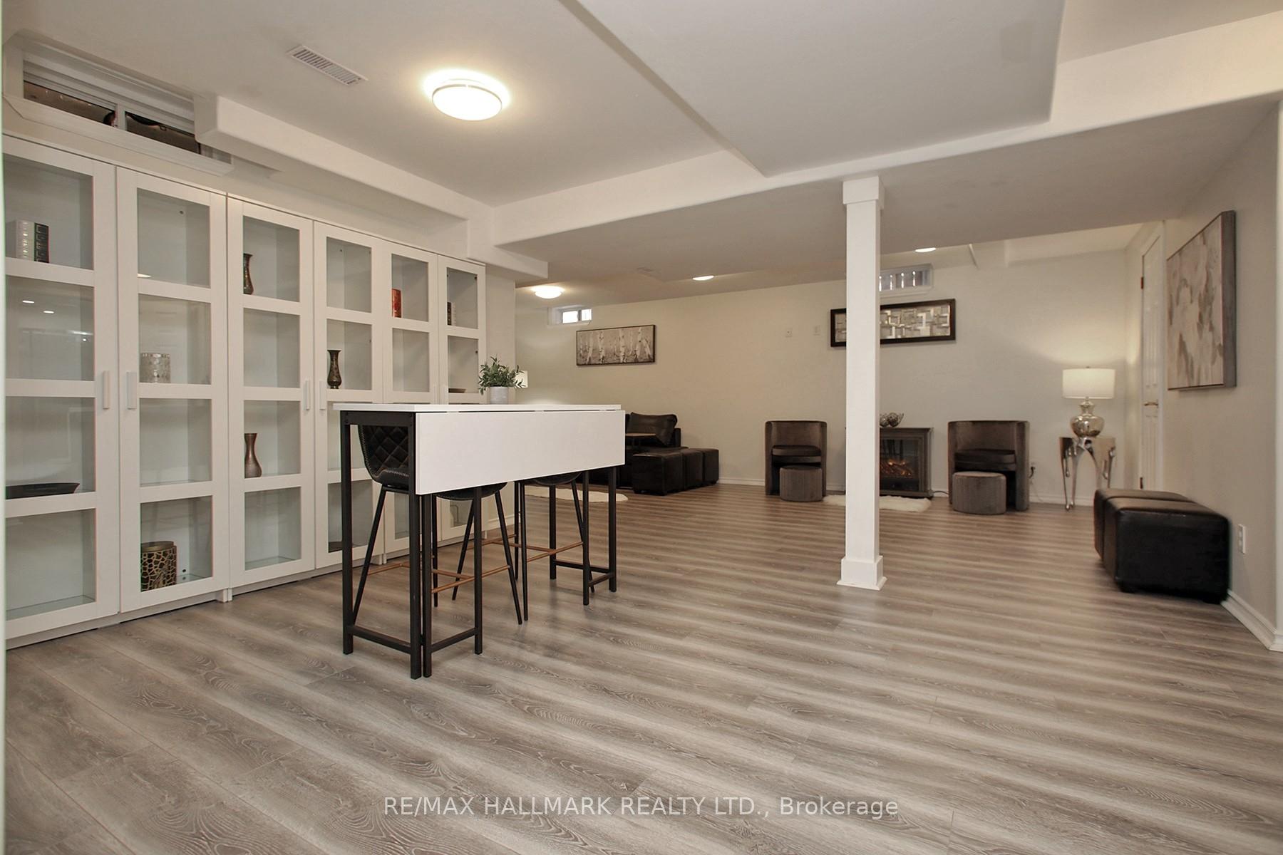 Photo 22 of 53 Russell Barton Lane, Uxbridge — HOMEH