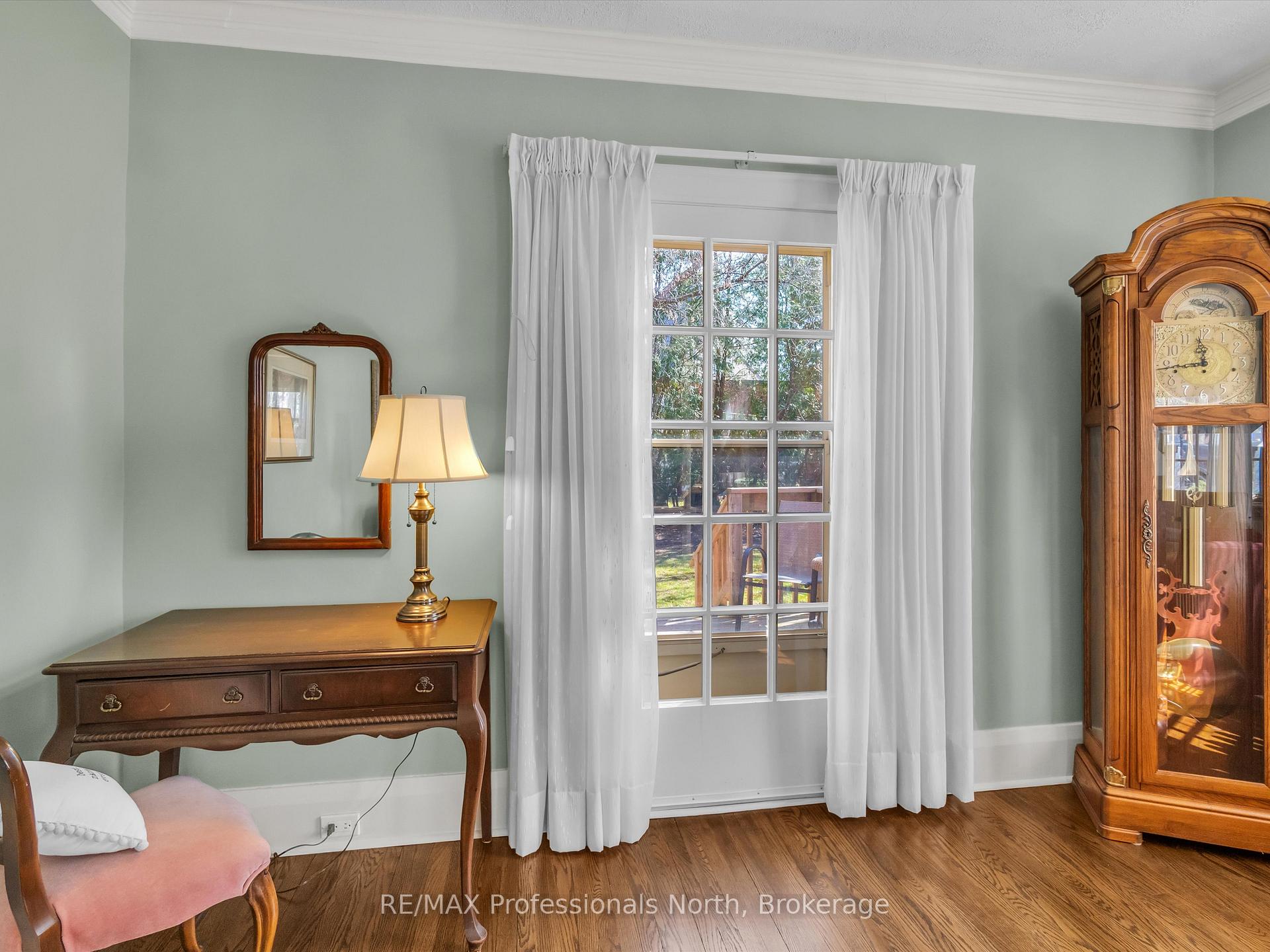 Photo 10 of 123 John Street, Bracebridge, Muskoka (N) — HOMEH