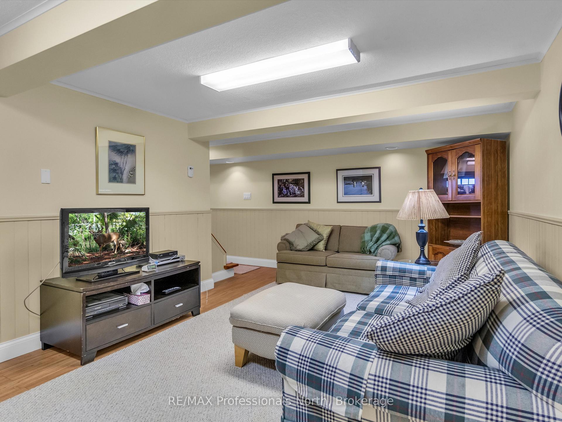 Photo 13 of 123 John Street, Bracebridge, Muskoka (N) — HOMEH