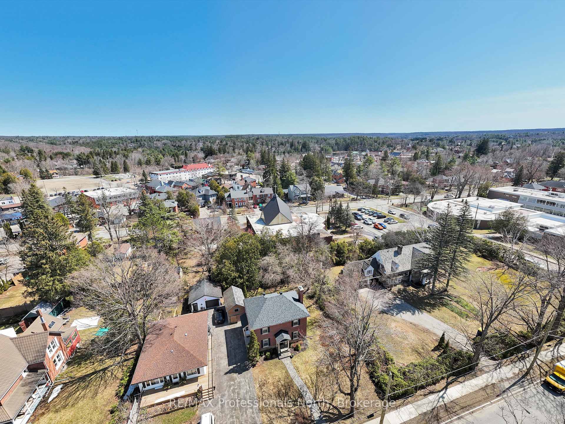 Photo 27 of 123 John Street, Bracebridge, Muskoka (N) — HOMEH