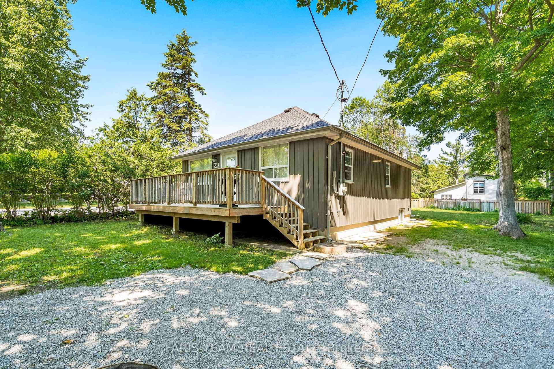 Photo 2 of 882 Kennedy Road, Innisfil, Alcona — HOMEH