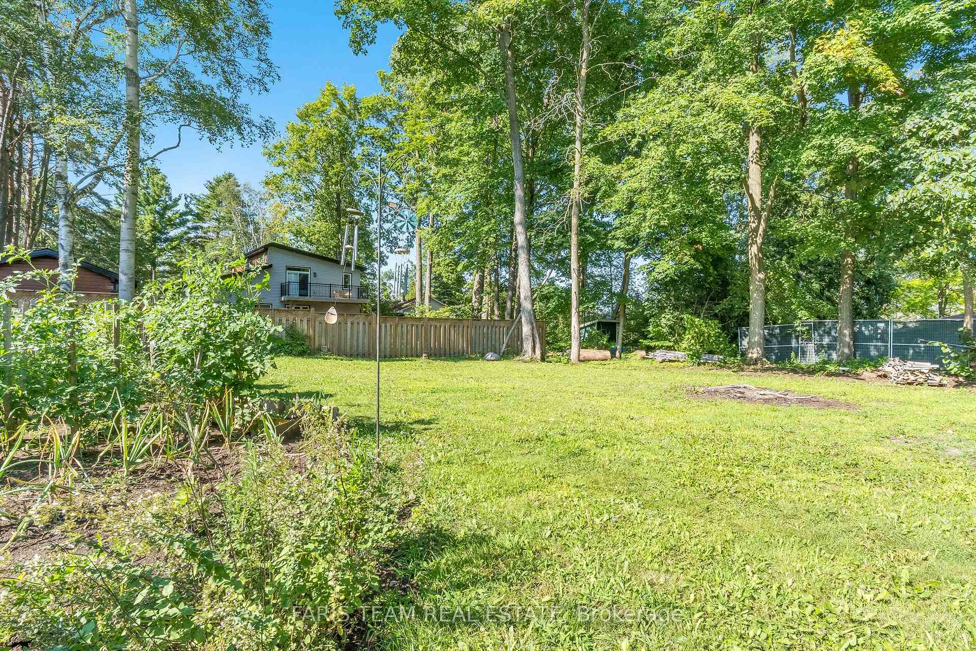 Photo 21 of 882 Kennedy Road, Innisfil, Alcona — HOMEH