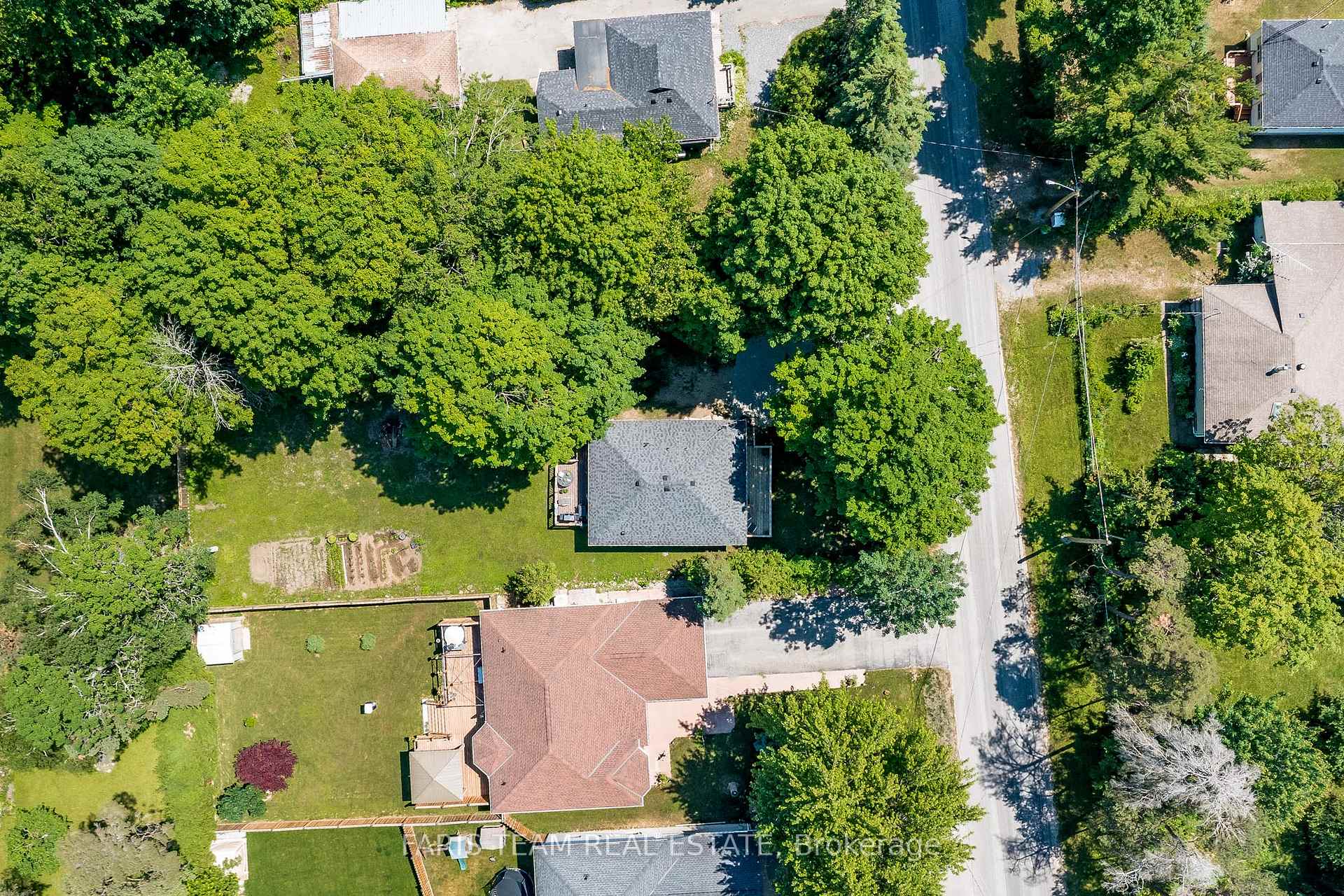 Photo 24 of 882 Kennedy Road, Innisfil, Alcona — HOMEH