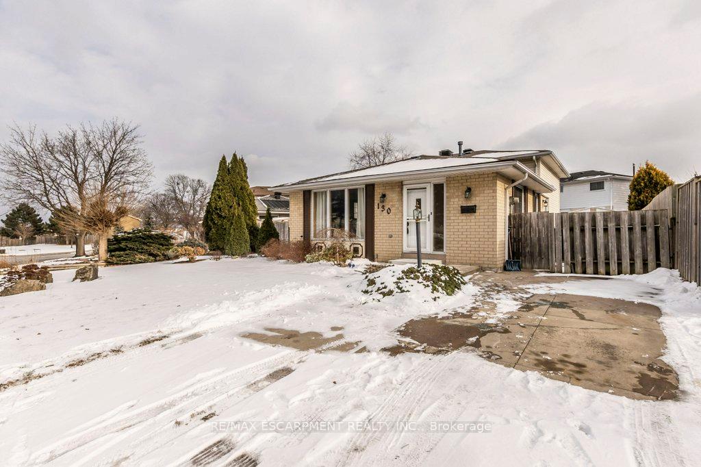 Photo 8 of 130 Queen Victoria Drive, Hamilton, Quinndale — HOMEH