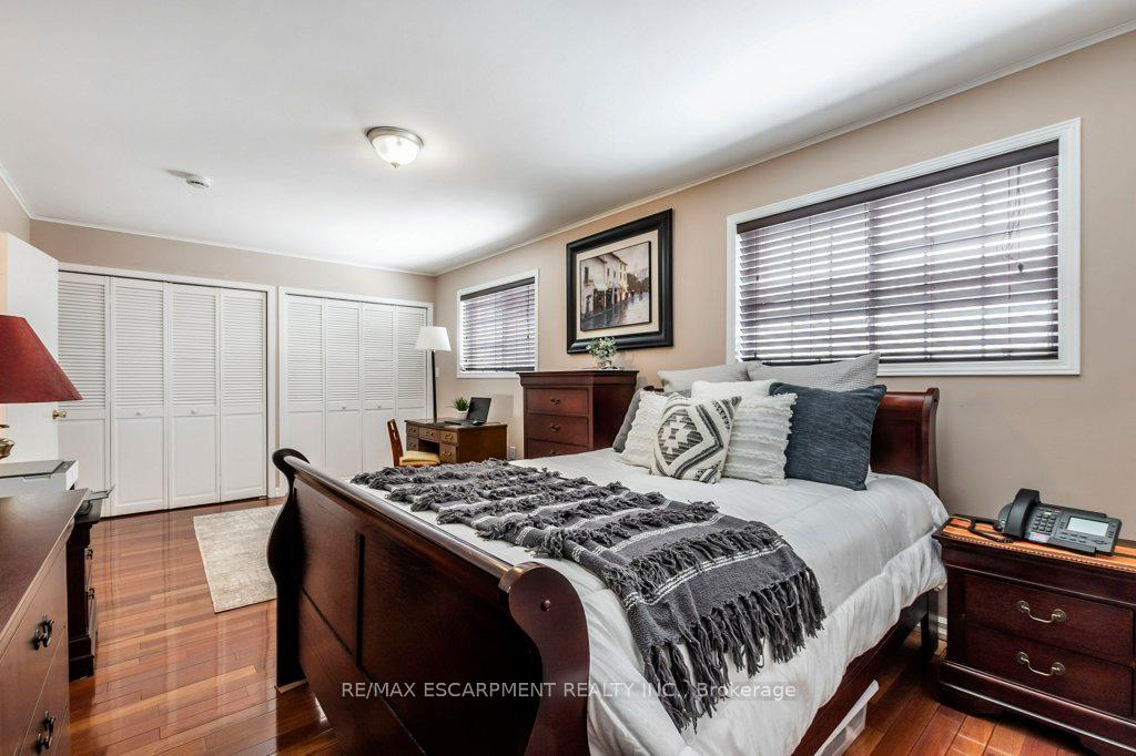 Photo 34 of 130 Queen Victoria Drive, Hamilton, Quinndale — HOMEH
