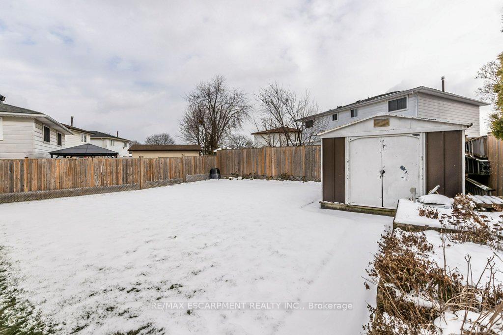 Photo 11 of 130 Queen Victoria Drive, Hamilton, Quinndale — HOMEH