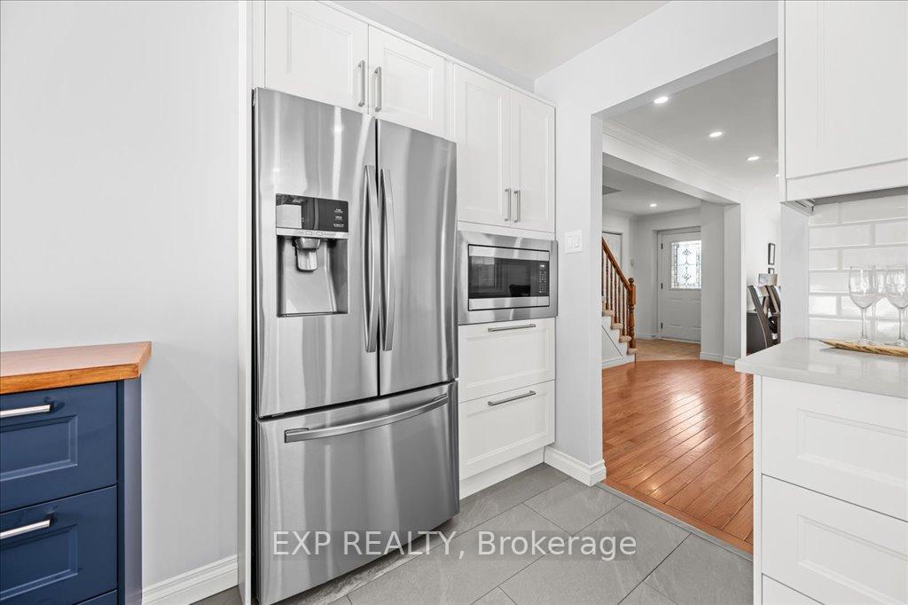 Photo 11 of 27 Parkway Place, Hamilton, Dundas — HOMEH
