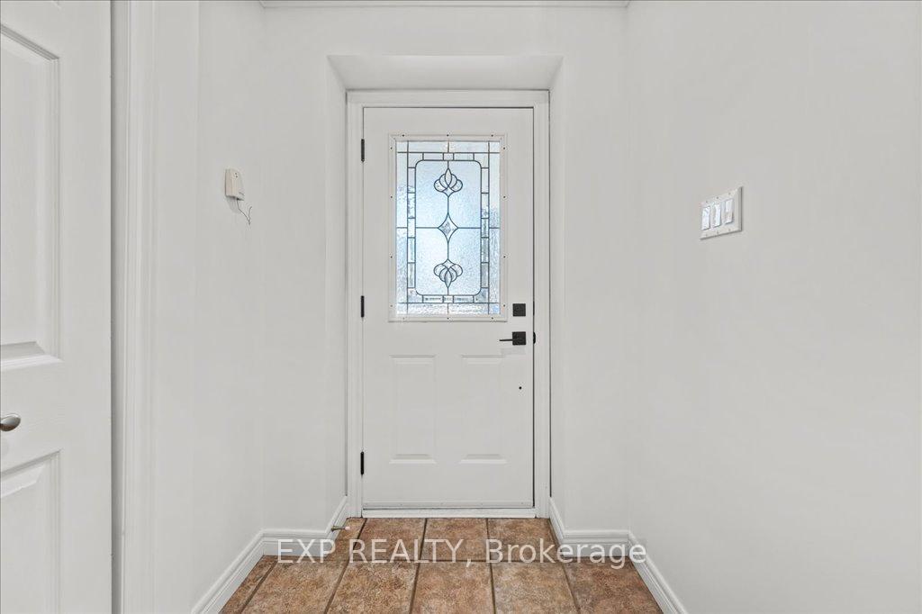 Photo 7 of 27 Parkway Place, Hamilton, Dundas — HOMEH