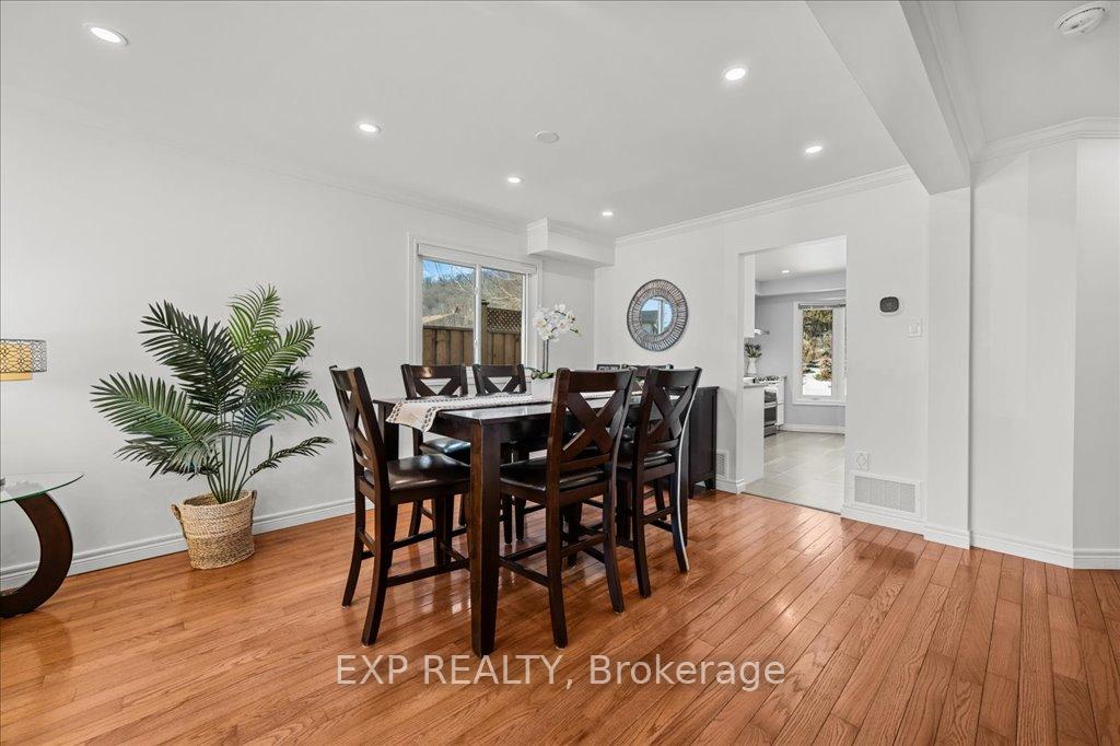 Photo 10 of 27 Parkway Place, Hamilton, Dundas — HOMEH