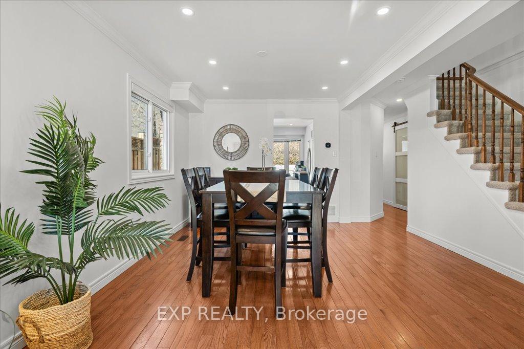 Photo 14 of 27 Parkway Place, Hamilton, Dundas — HOMEH