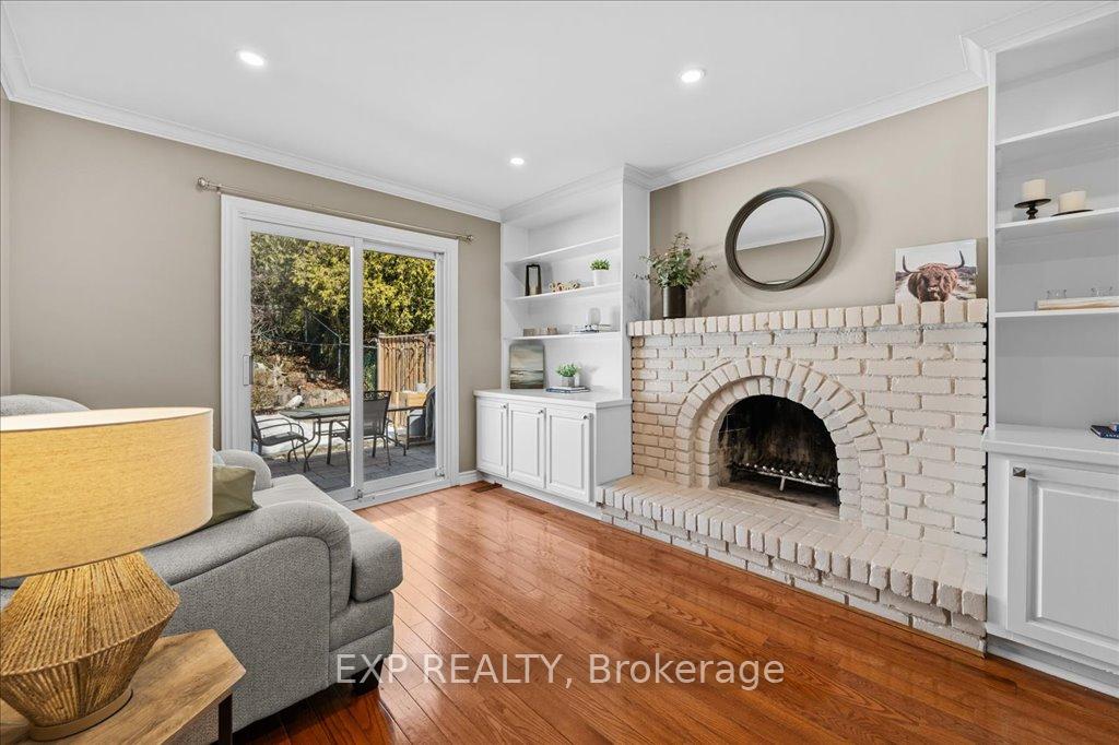 Photo 19 of 27 Parkway Place, Hamilton, Dundas — HOMEH