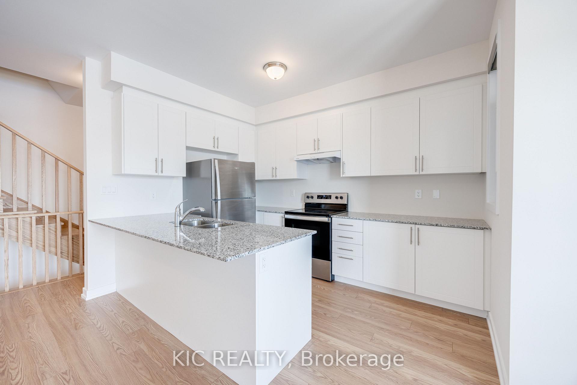 Photo 15 of 56 Dandara Gate, Vaughan, Steeles West Industrial — HOMEH