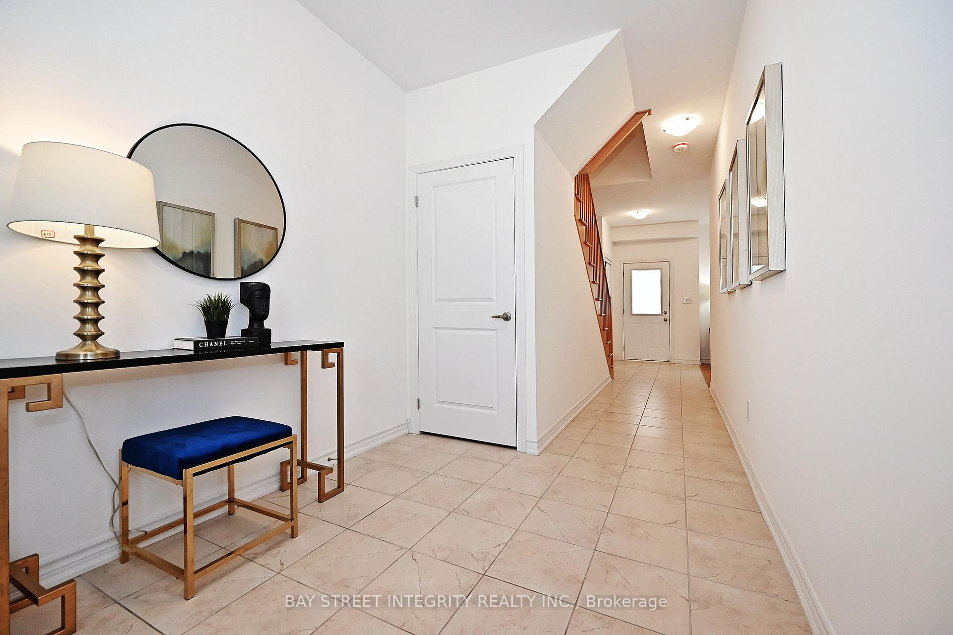 Photo 2 of 73 Imperial College Lane, Markham, Wismer — HOMEH