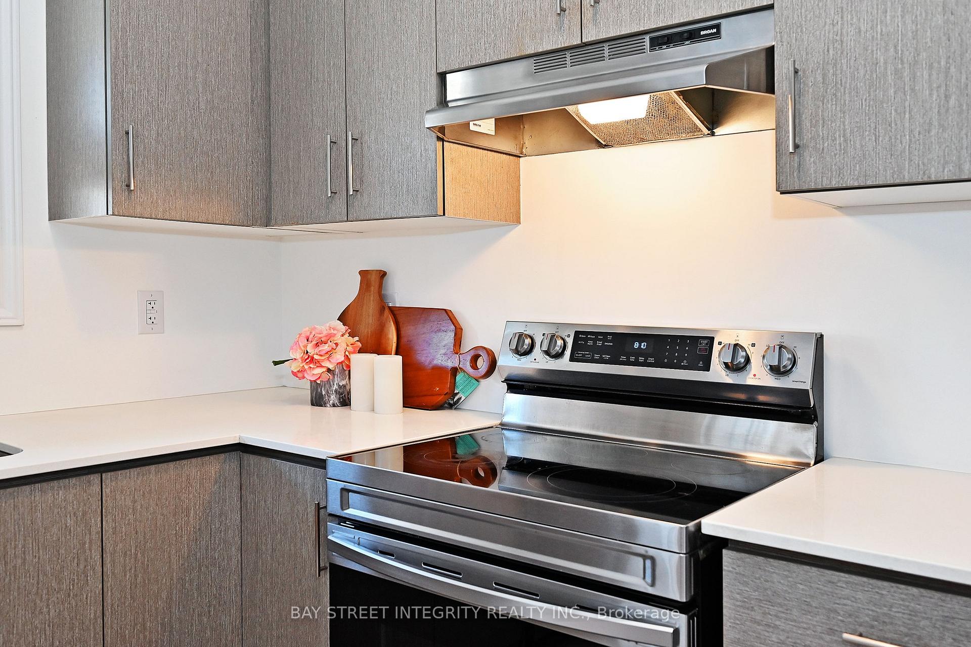 Photo 21 of 73 Imperial College Lane, Markham, Wismer — HOMEH