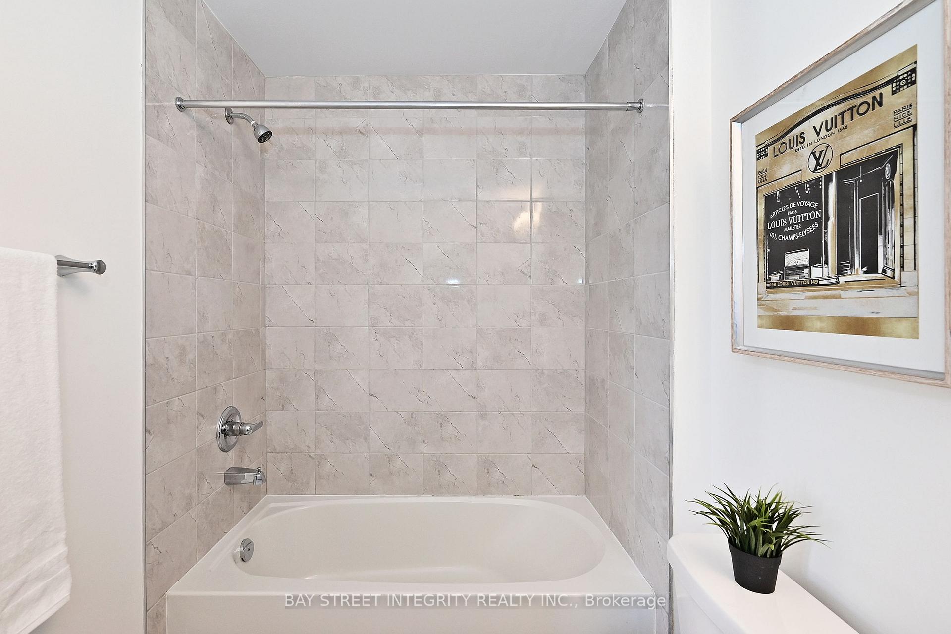 Photo 14 of 73 Imperial College Lane, Markham, Wismer — HOMEH