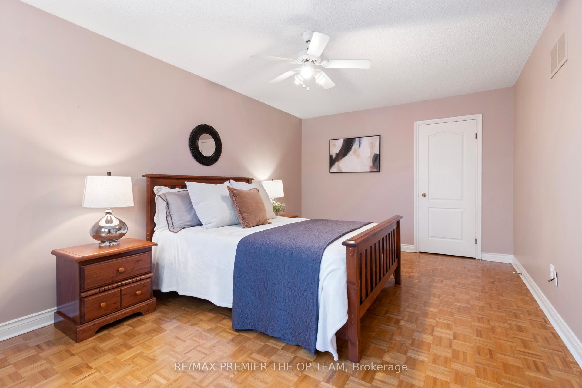 Photo 19 of 531 Forest Drive, Vaughan, West Woodbridge — HOMEH