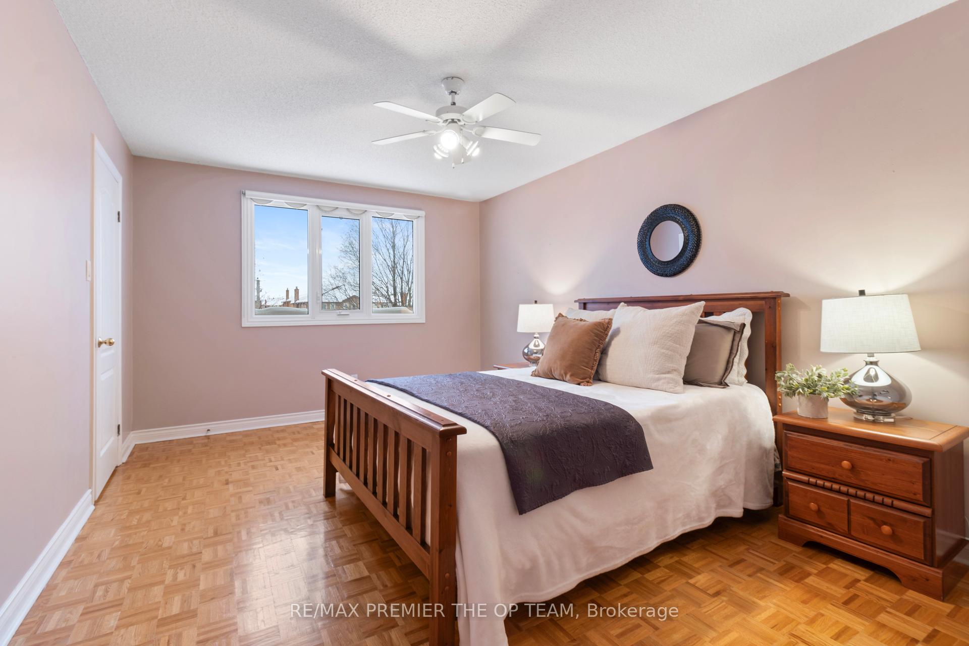 Photo 25 of 531 Forest Drive, Vaughan, West Woodbridge — HOMEH