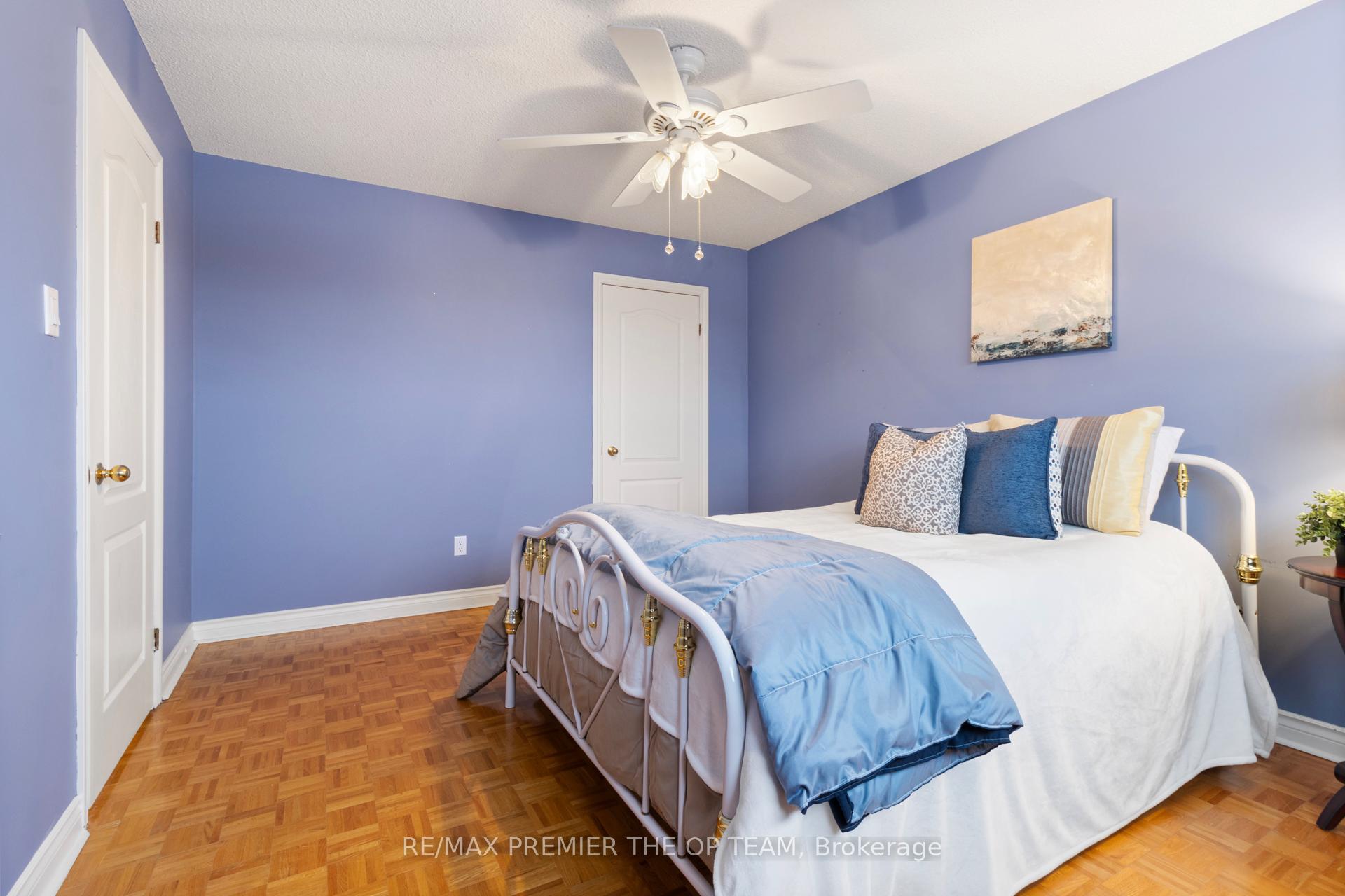 Photo 32 of 531 Forest Drive, Vaughan, West Woodbridge — HOMEH