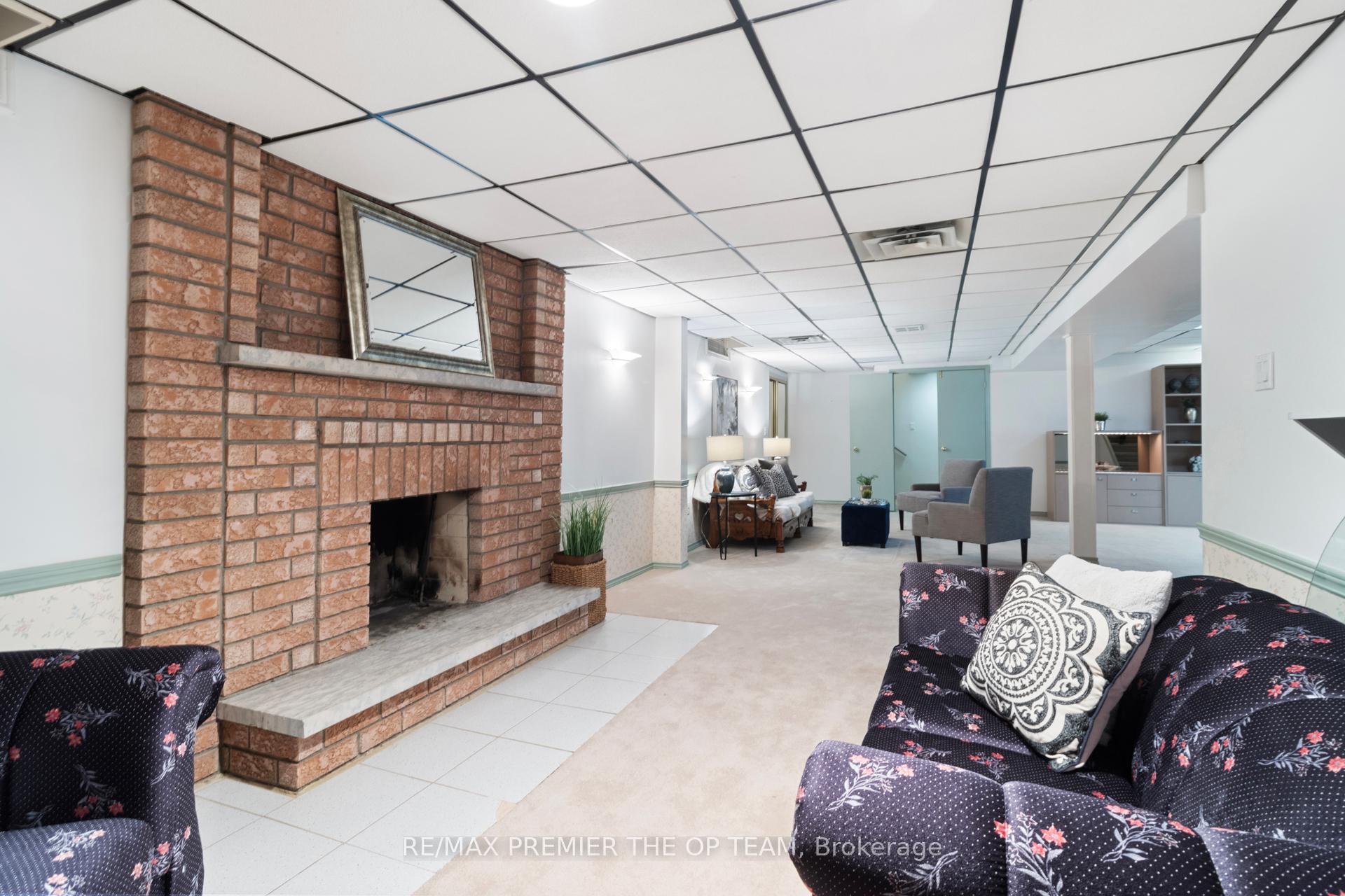 Photo 39 of 531 Forest Drive, Vaughan, West Woodbridge — HOMEH