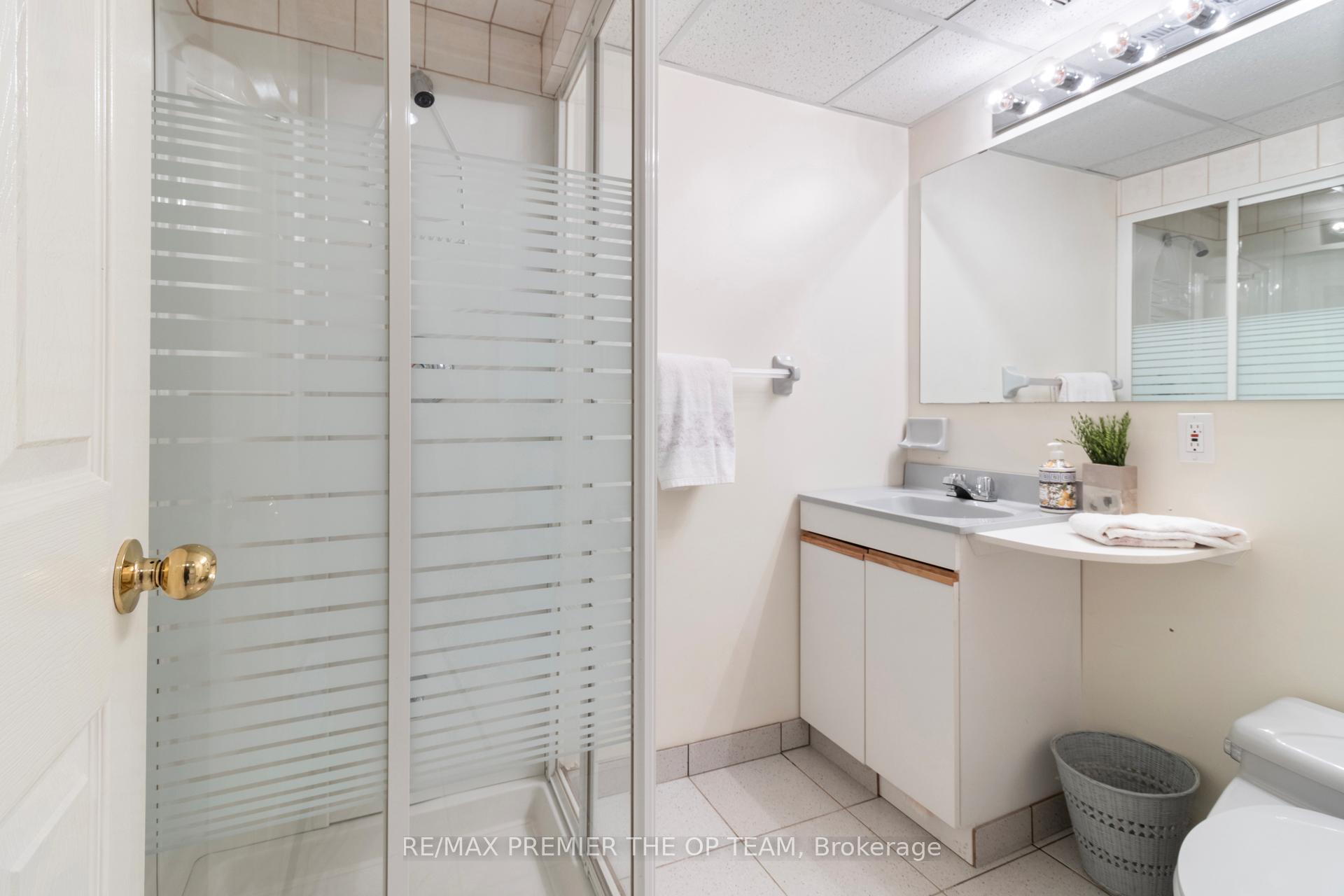 Photo 42 of 531 Forest Drive, Vaughan, West Woodbridge — HOMEH