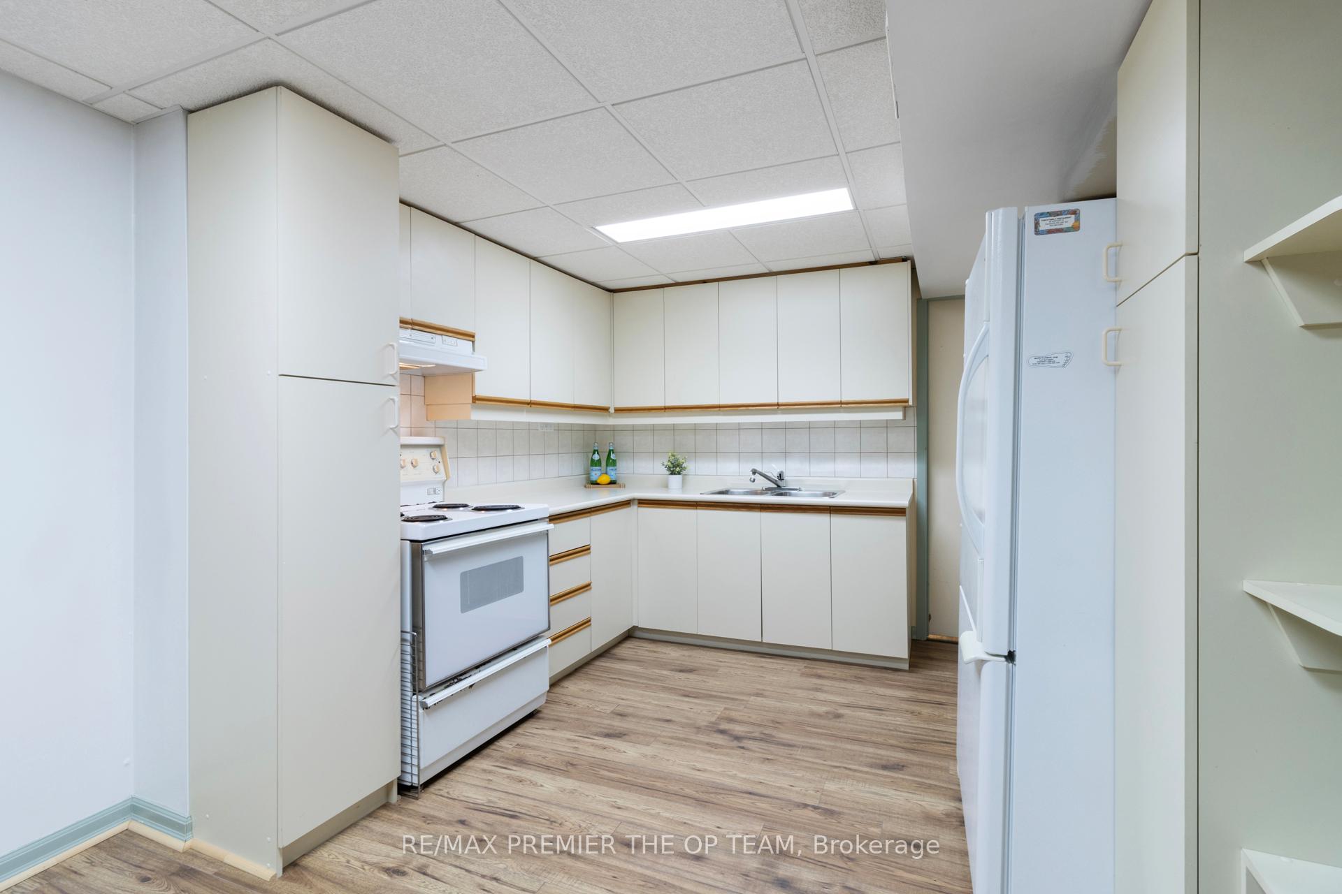 Photo 41 of 531 Forest Drive, Vaughan, West Woodbridge — HOMEH
