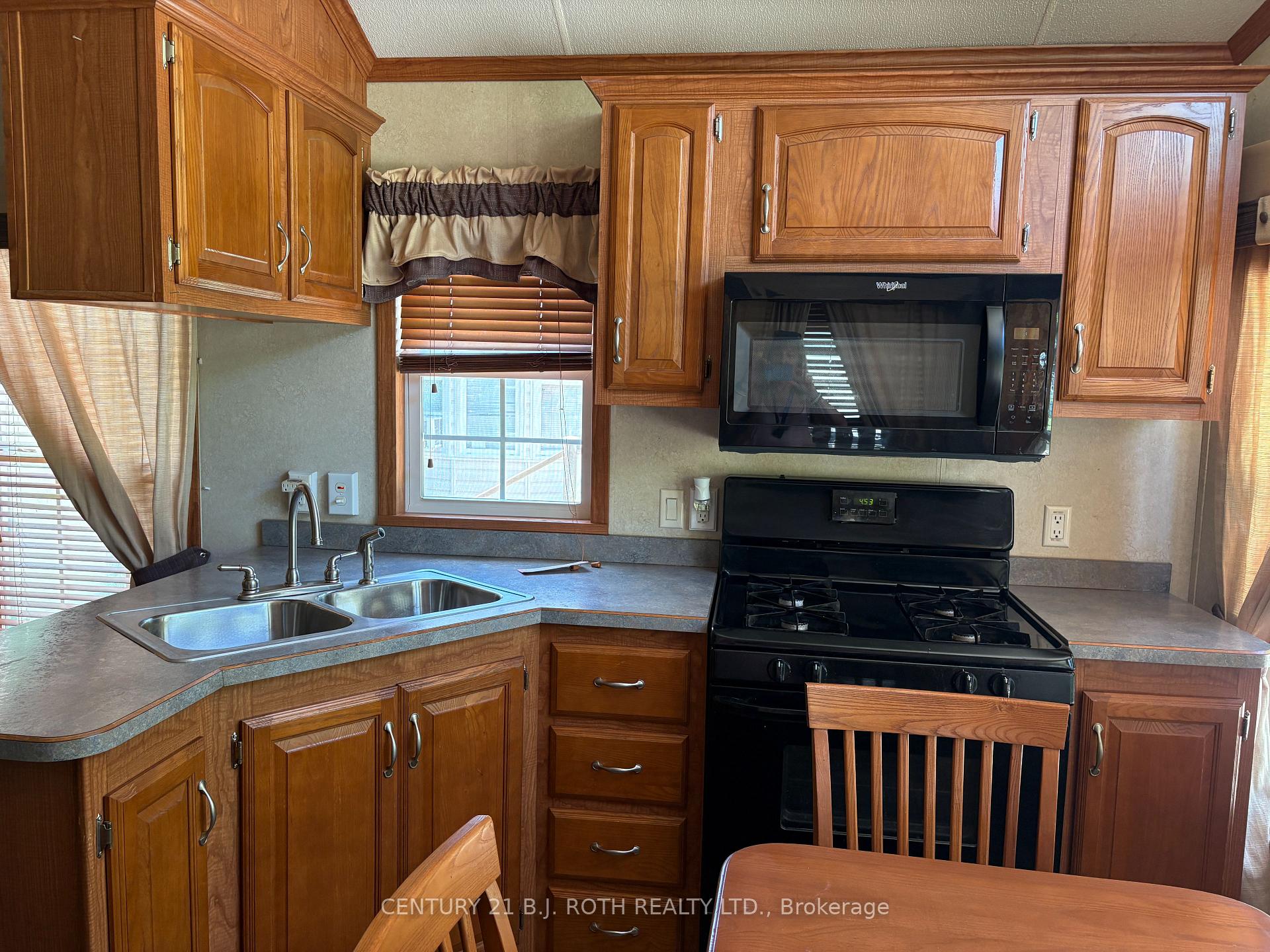 Photo 2 of Unit 48, 6047 89 Highway, New Tecumseth, Alliston — HOMEH