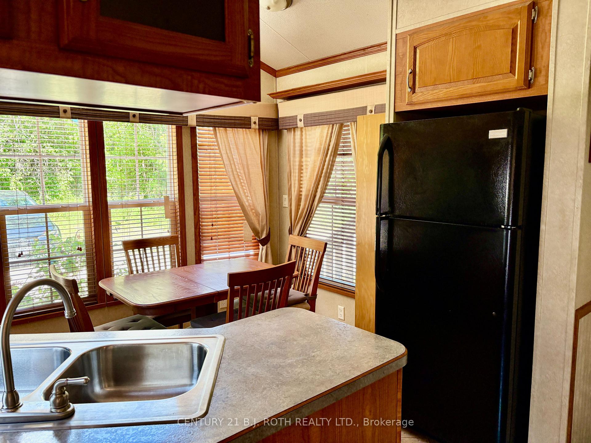 Photo 8 of Unit 48, 6047 89 Highway, New Tecumseth, Alliston — HOMEH