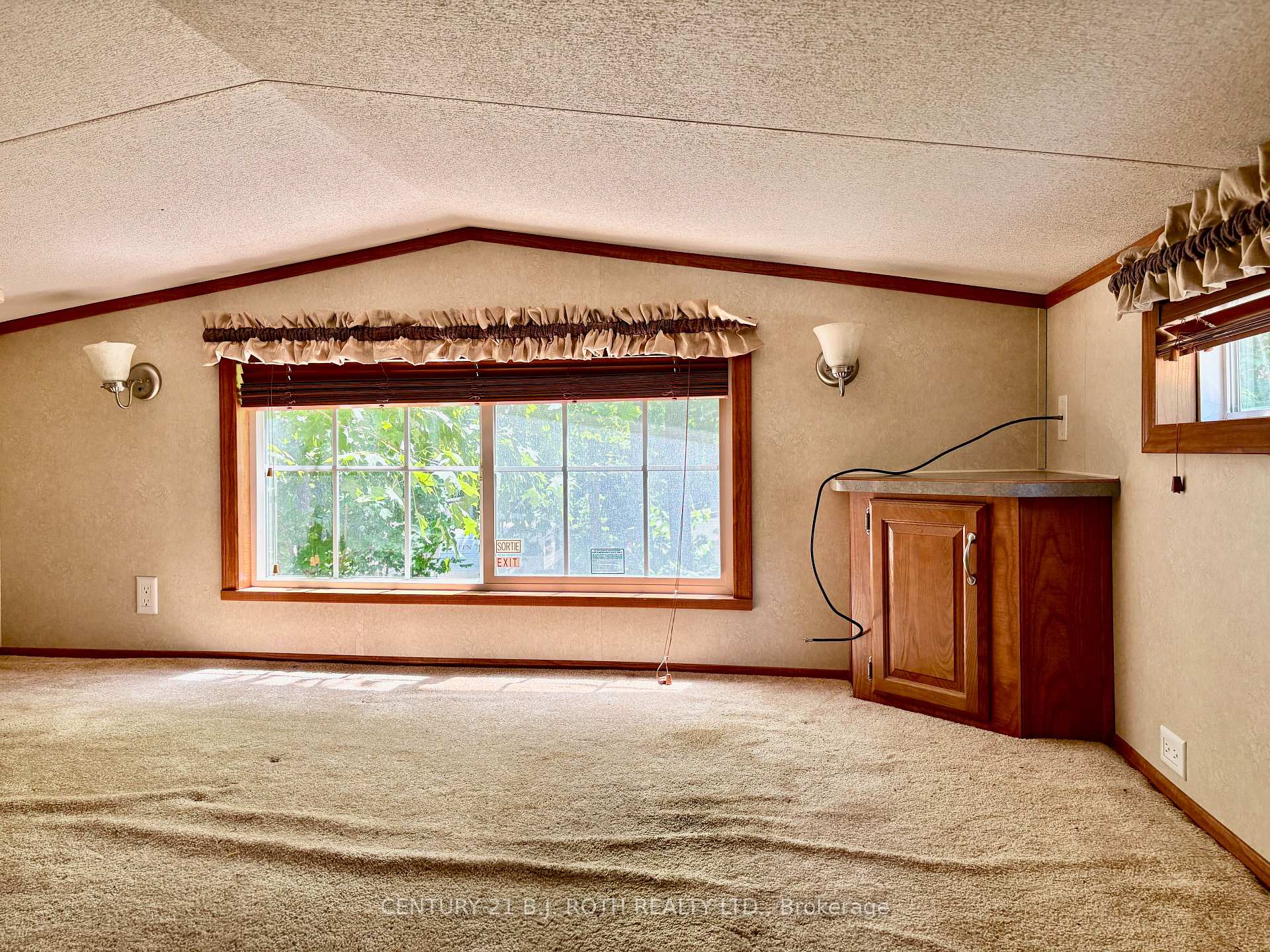 Photo 19 of Unit 48, 6047 89 Highway, New Tecumseth, Alliston — HOMEH