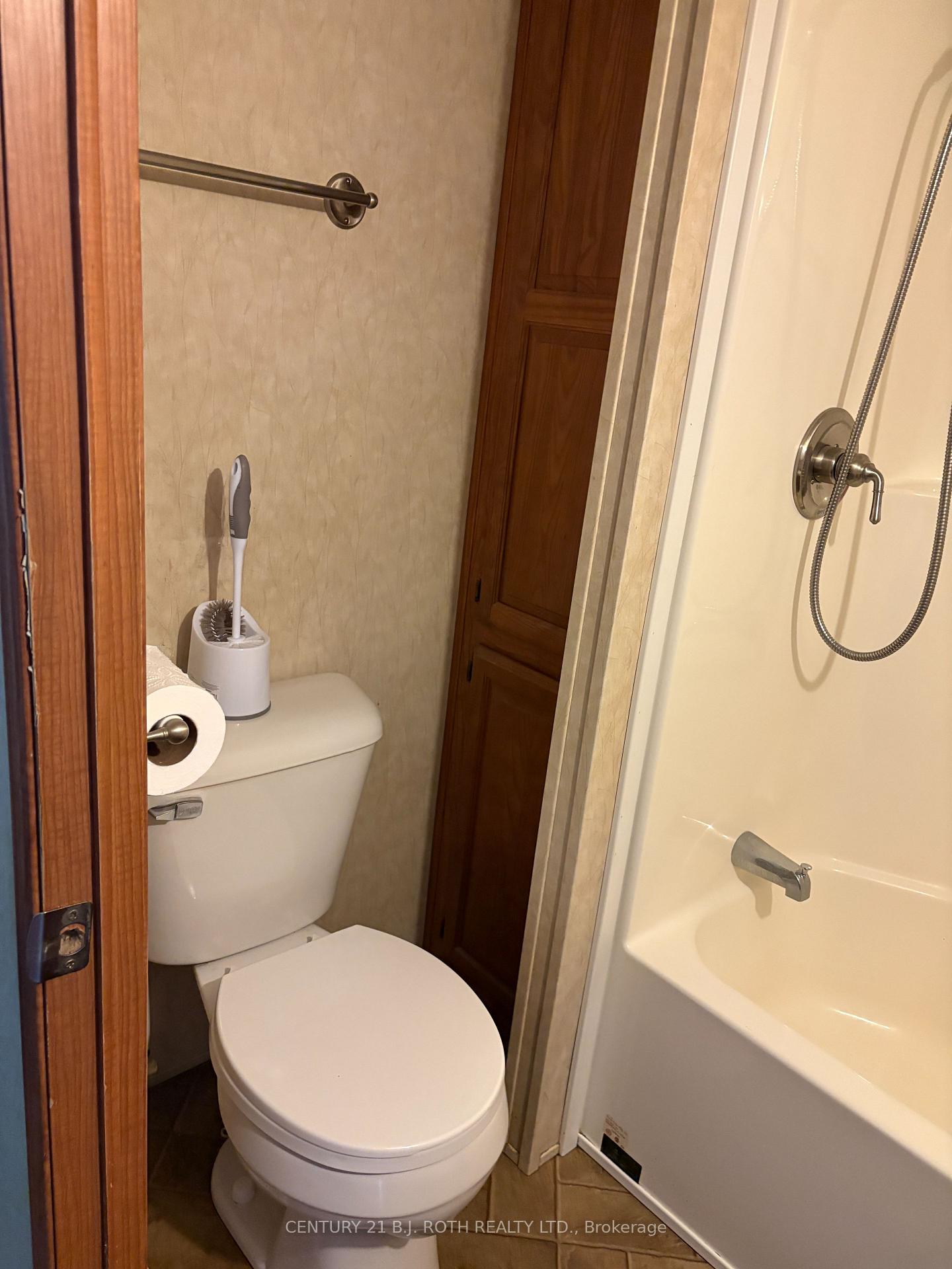 Photo 15 of Unit 48, 6047 89 Highway, New Tecumseth, Alliston — HOMEH