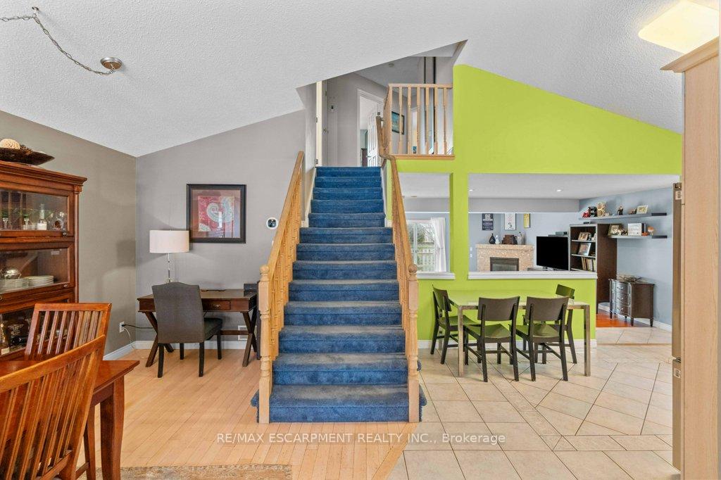 Photo 13 of 9 Bridgette Drive, Hamilton, Jerome — HOMEH