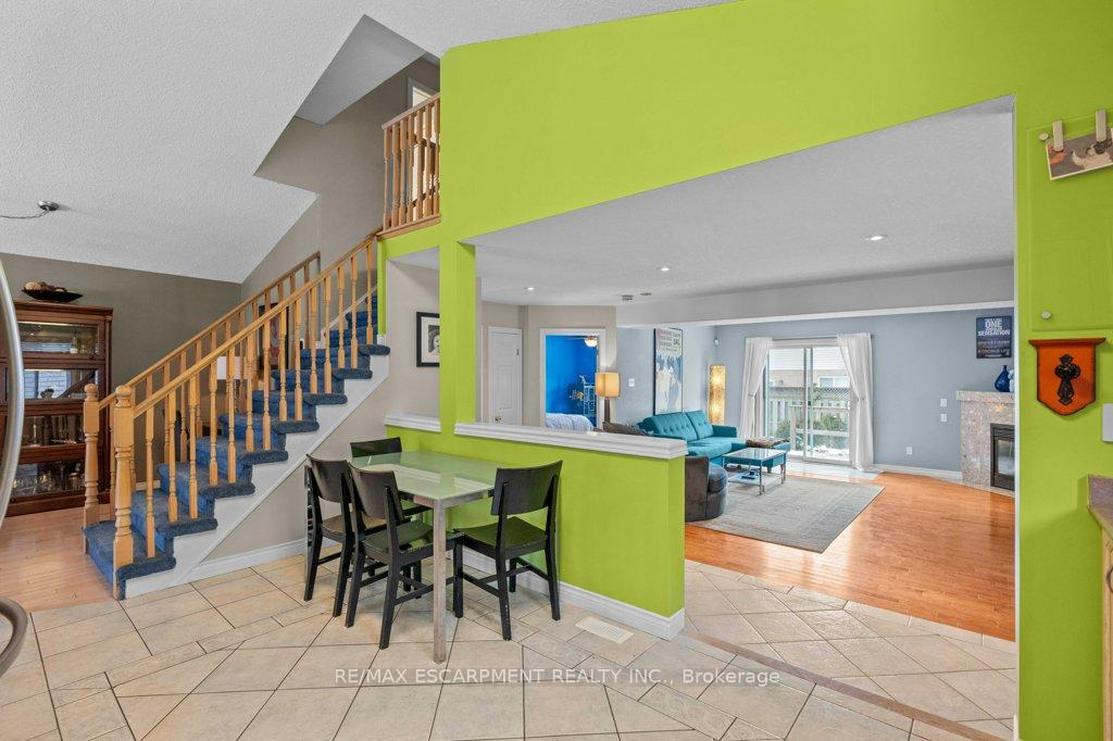 Photo 11 of 9 Bridgette Drive, Hamilton, Jerome — HOMEH