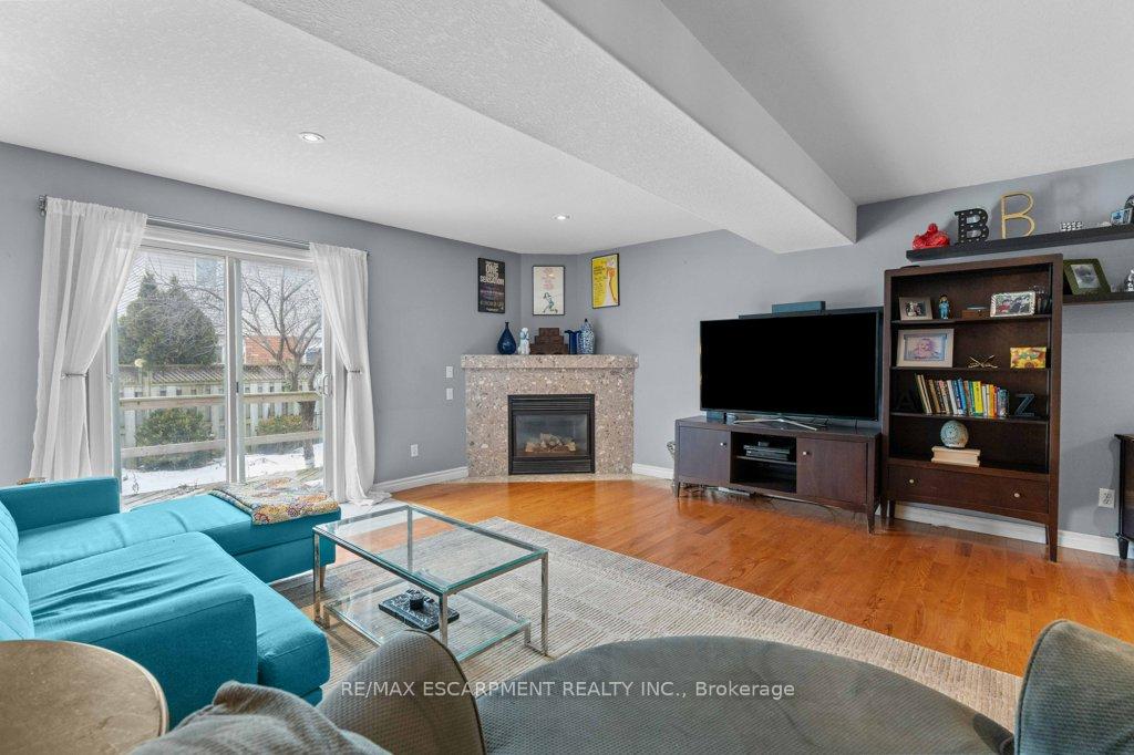 Photo 19 of 9 Bridgette Drive, Hamilton, Jerome — HOMEH