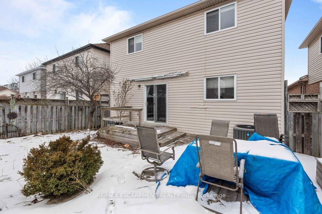 Photo 37 of 9 Bridgette Drive, Hamilton, Jerome — HOMEH