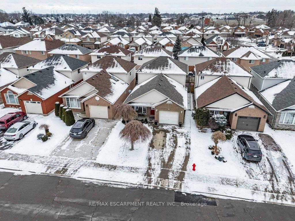 Photo 35 of 9 Bridgette Drive, Hamilton, Jerome — HOMEH