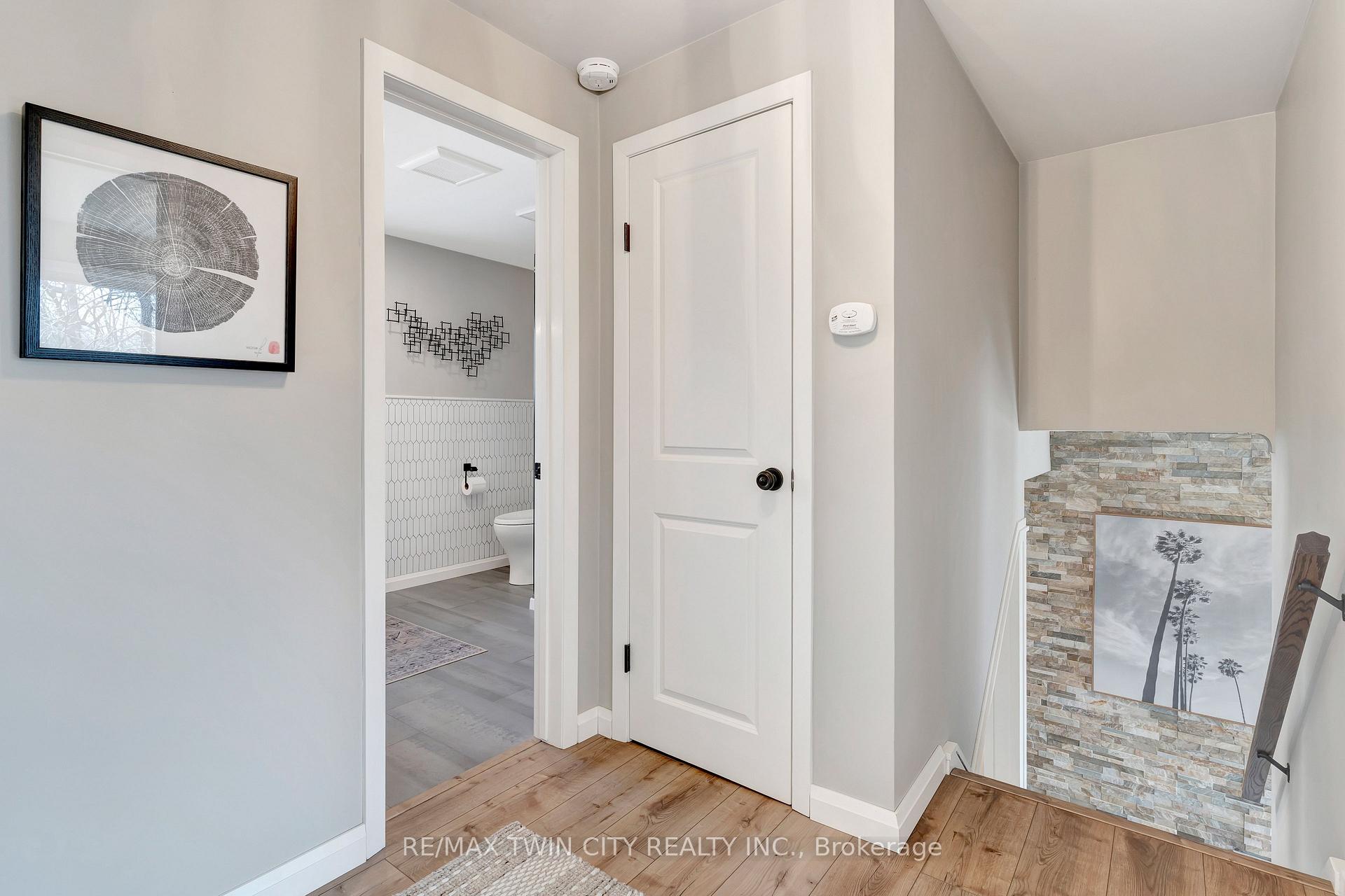 Photo 12 of 12 Farmbrook Place, Kitchener — HOMEH