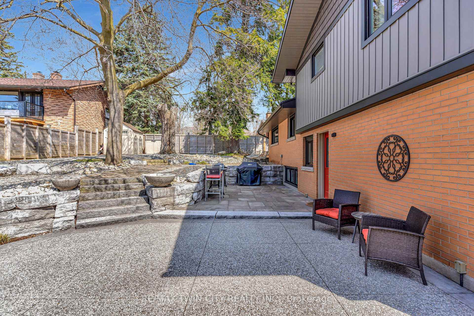 Photo 35 of 12 Farmbrook Place, Kitchener — HOMEH