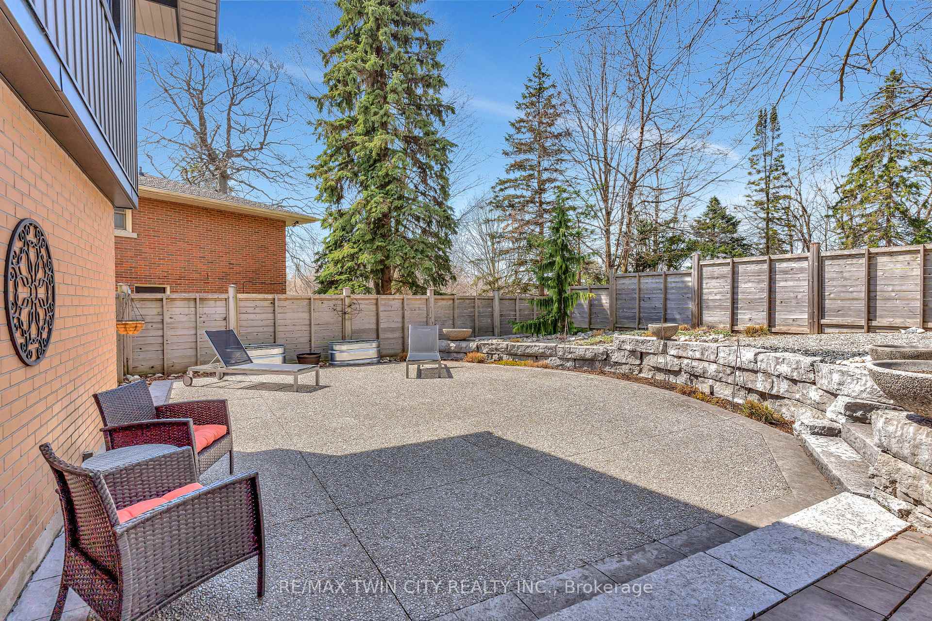 Photo 34 of 12 Farmbrook Place, Kitchener — HOMEH
