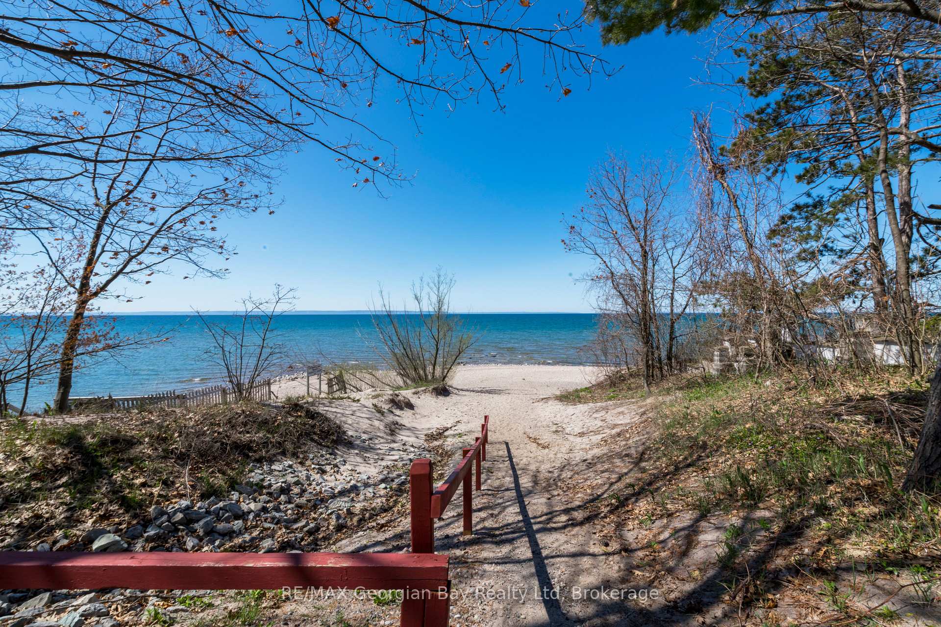 Photo 5 of 1169 Tiny Beaches Road N, Tiny, Rural Tiny — HOMEH