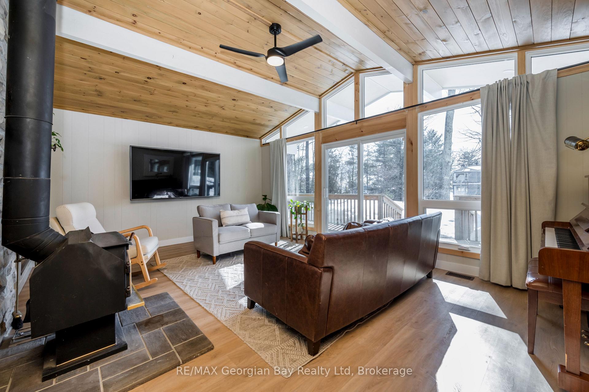 Photo 6 of 1169 Tiny Beaches Road N, Tiny, Rural Tiny — HOMEH