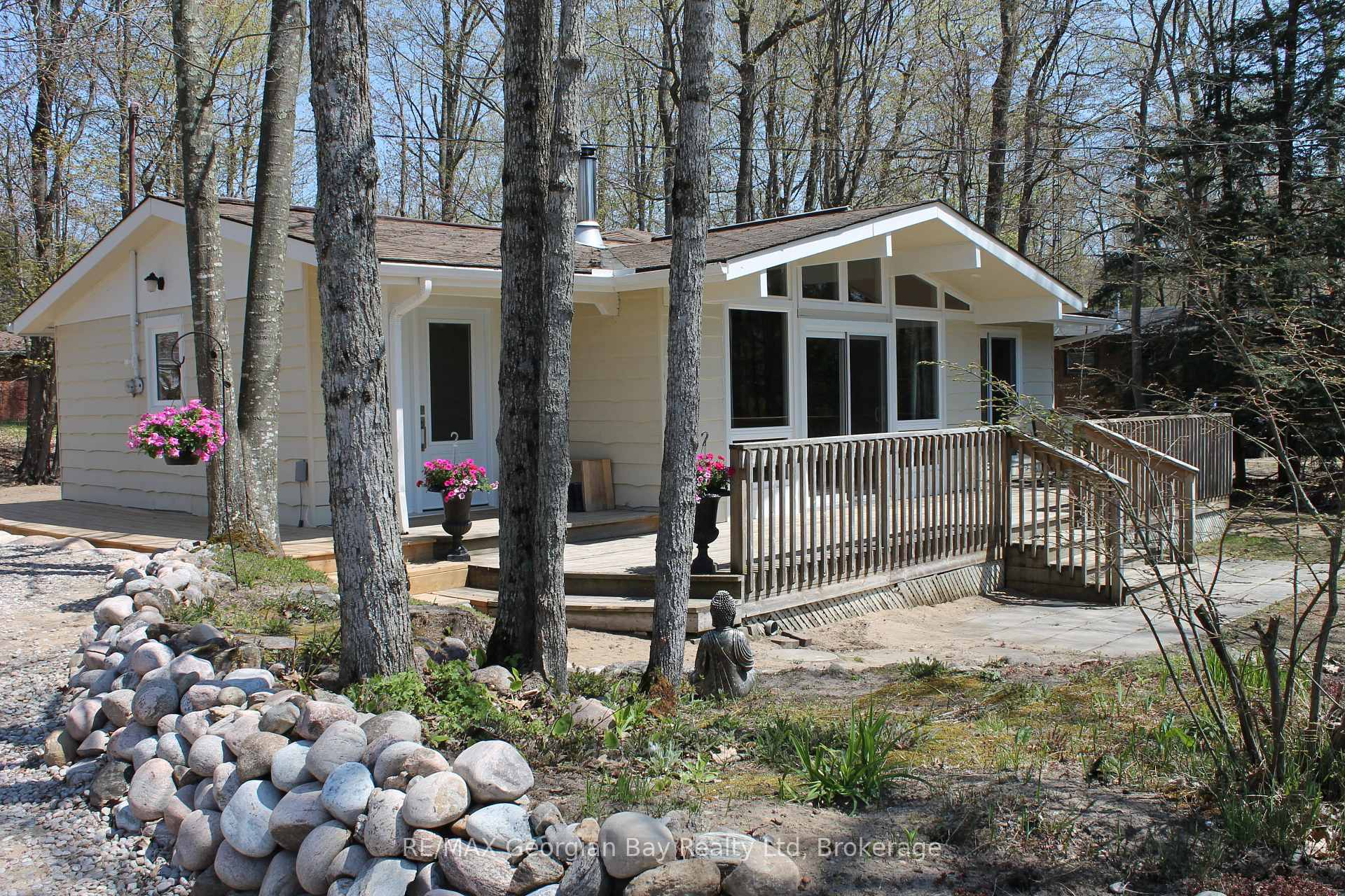 Photo 38 of 1169 Tiny Beaches Road N, Tiny, Rural Tiny — HOMEH