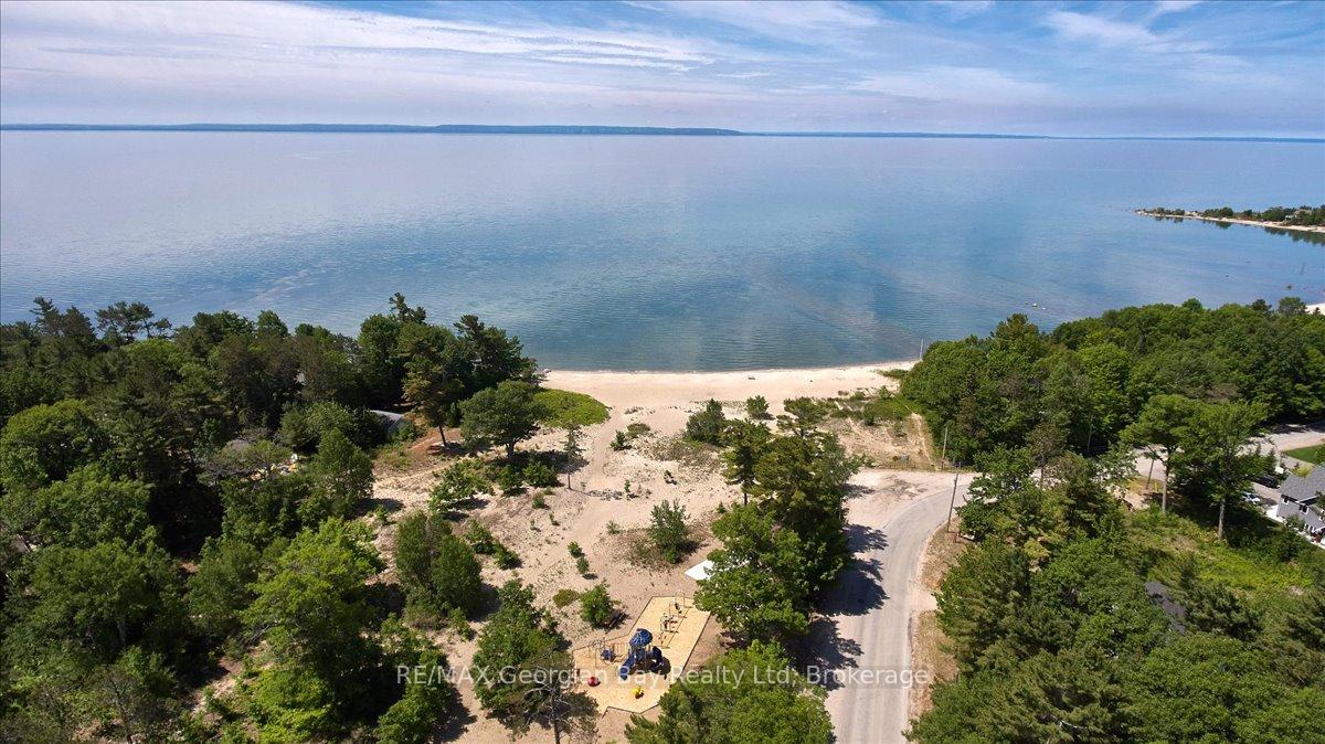 Photo 22 of 1169 Tiny Beaches Road N, Tiny, Rural Tiny — HOMEH