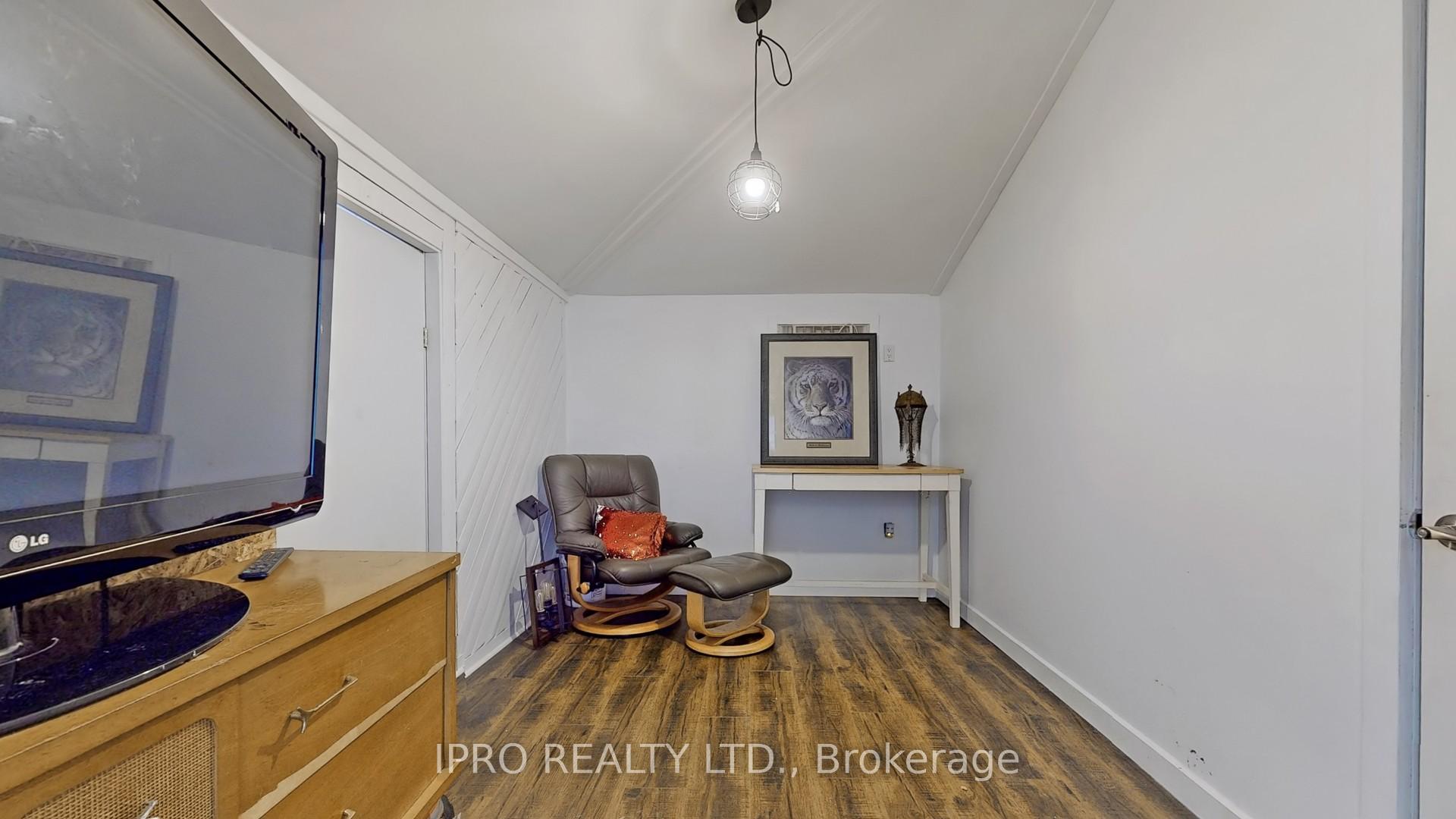 Photo 16 of 532 James Street, Brock, Beaverton — HOMEH