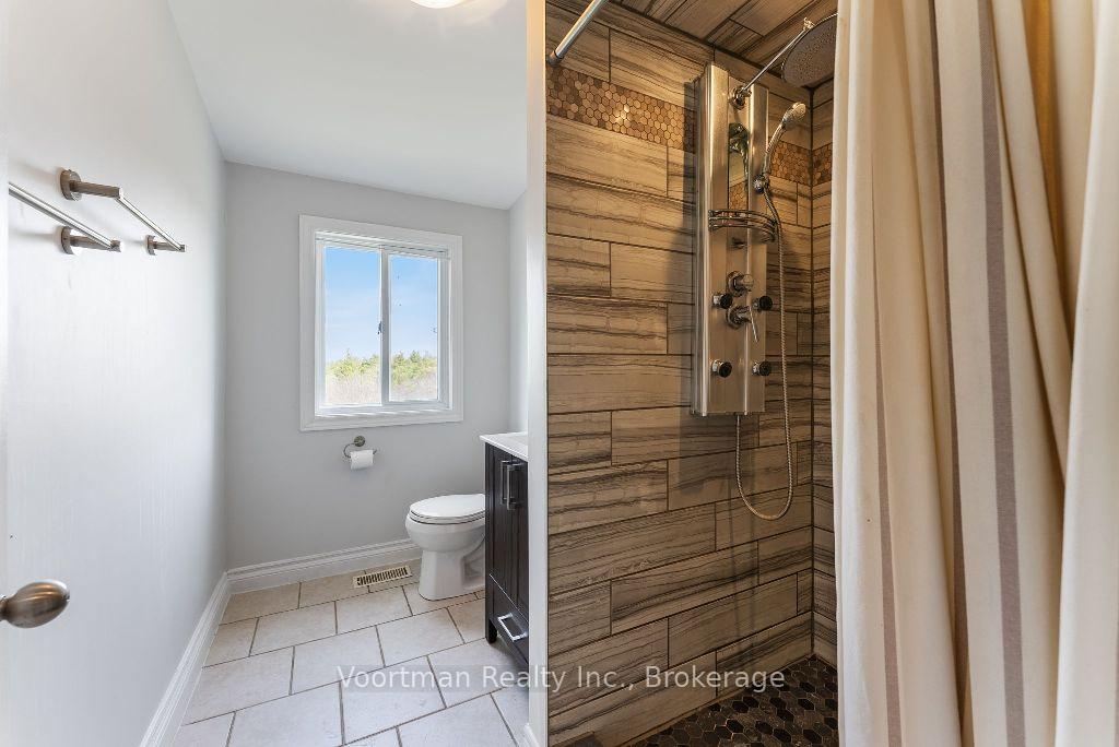 Photo 24 of 893 4th Concession Road W, Hamilton, Rural Flamborough — HOMEH