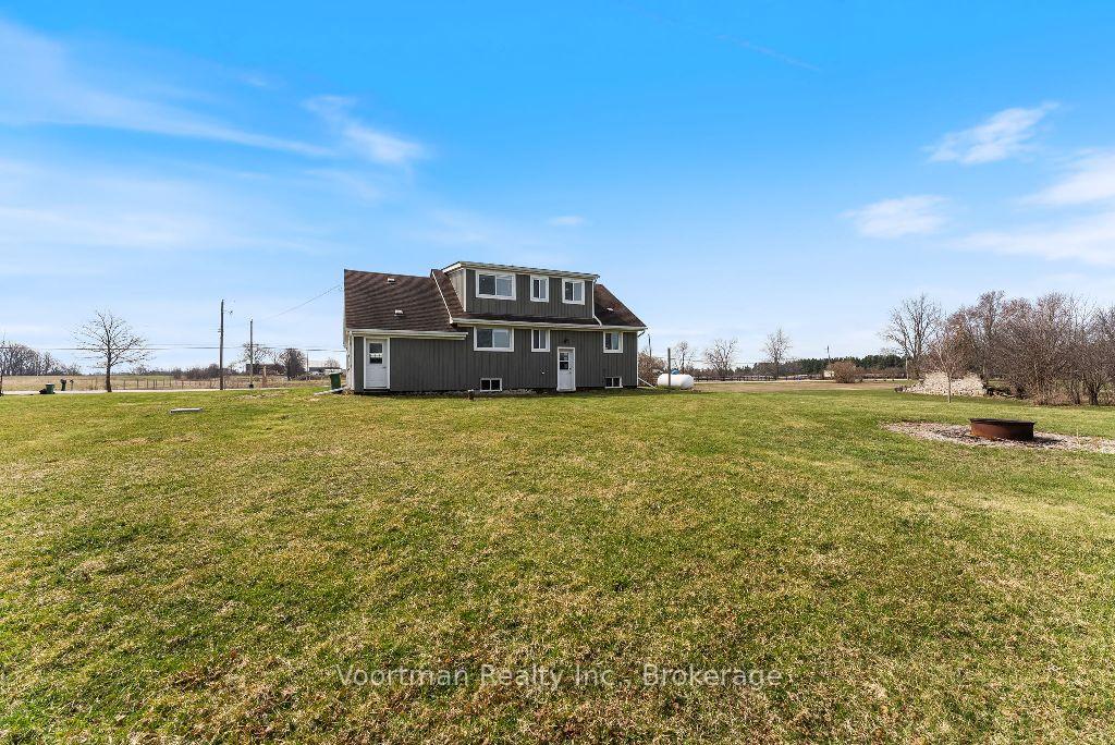 Photo 26 of 893 4th Concession Road W, Hamilton, Rural Flamborough — HOMEH