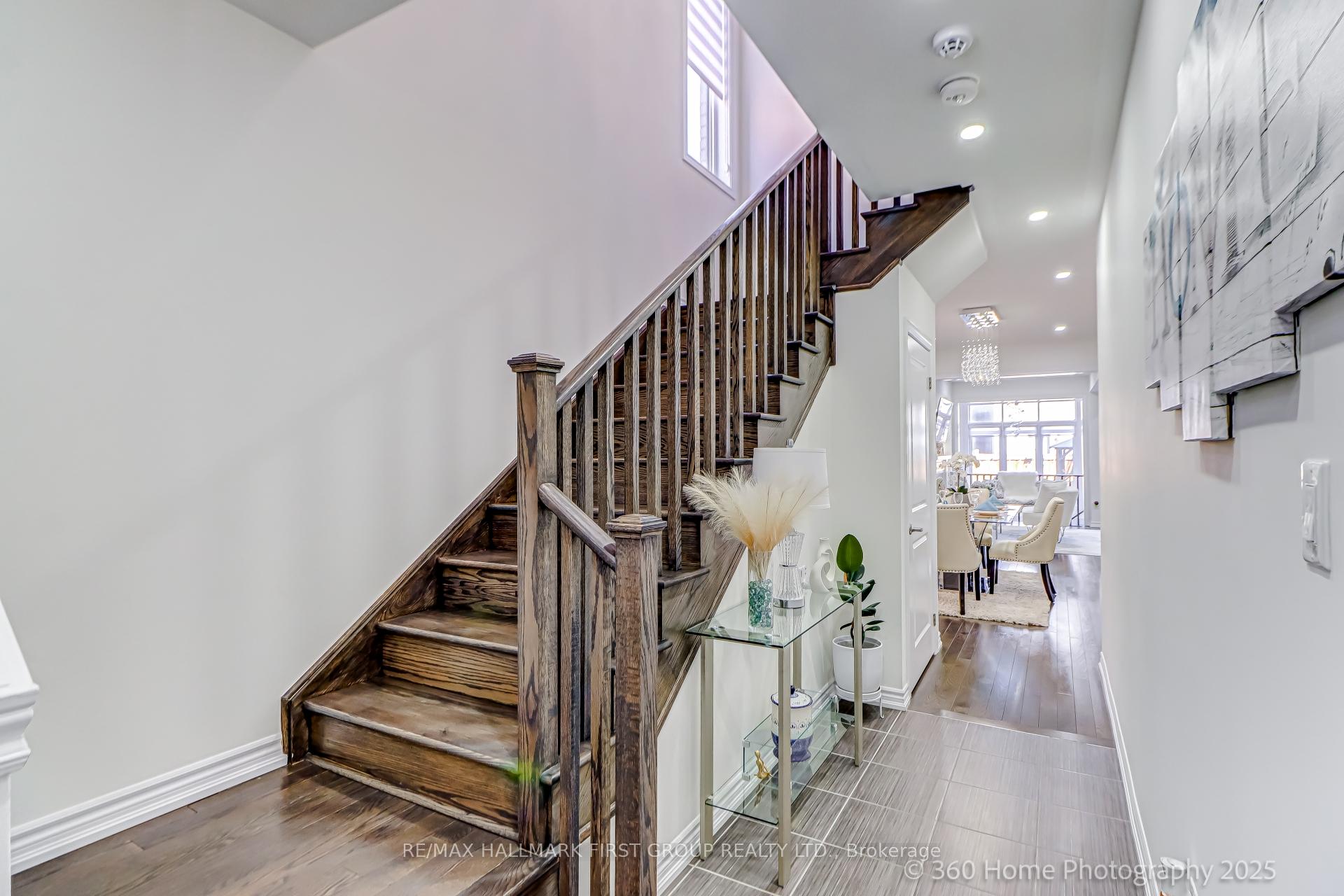 Photo 19 of 24 Coho Drive, Whitby, Lynde Creek — HOMEH