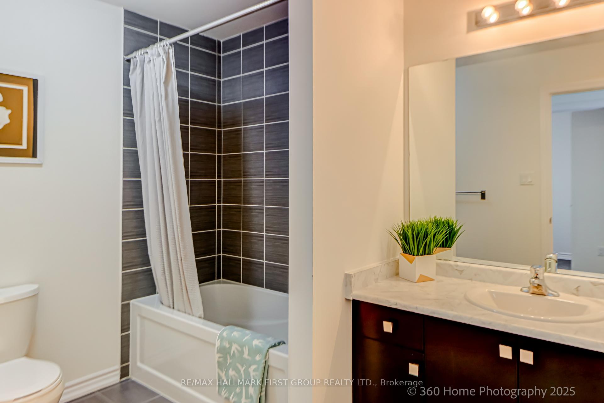 Photo 13 of 24 Coho Drive, Whitby, Lynde Creek — HOMEH