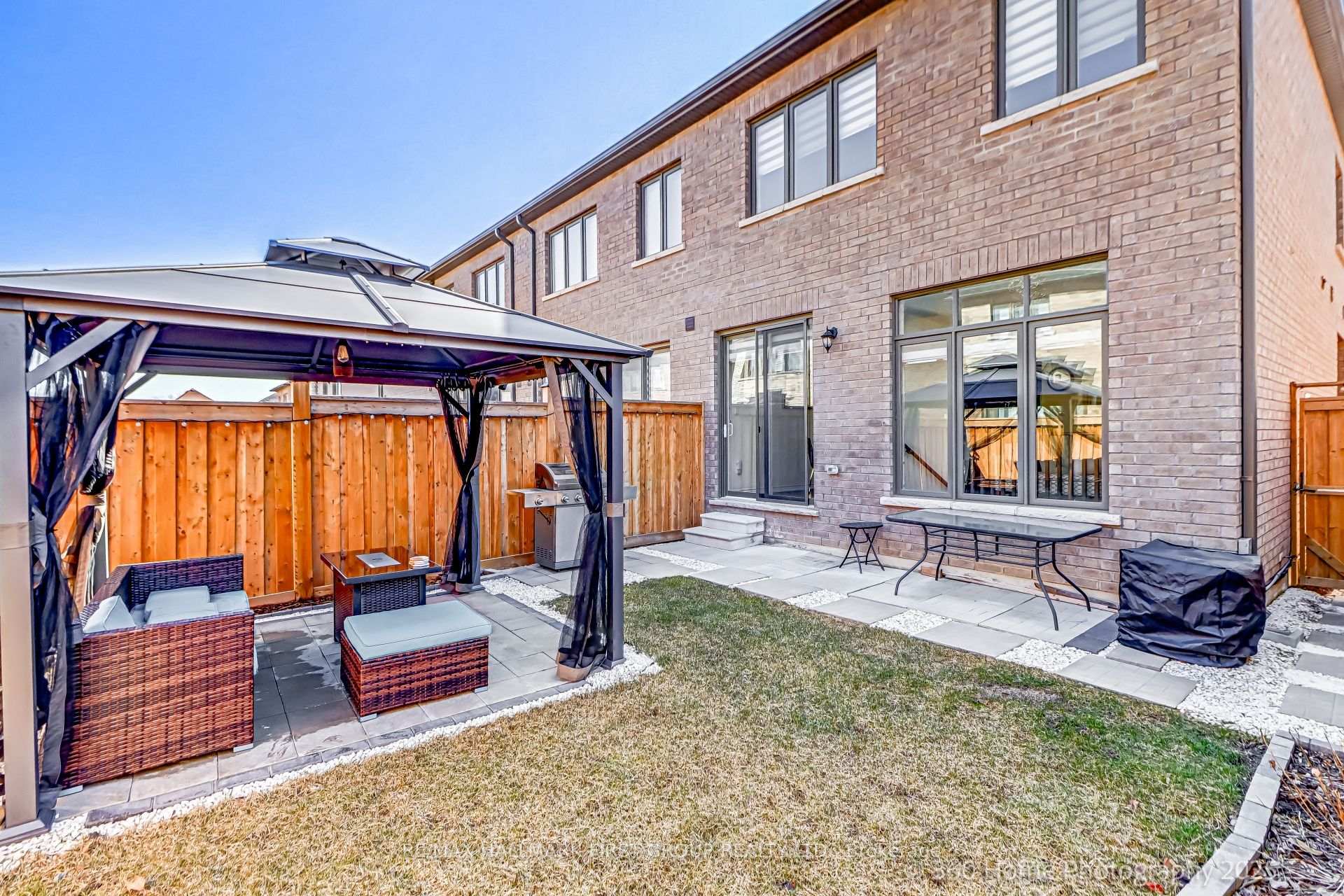 Photo 34 of 24 Coho Drive, Whitby, Lynde Creek — HOMEH