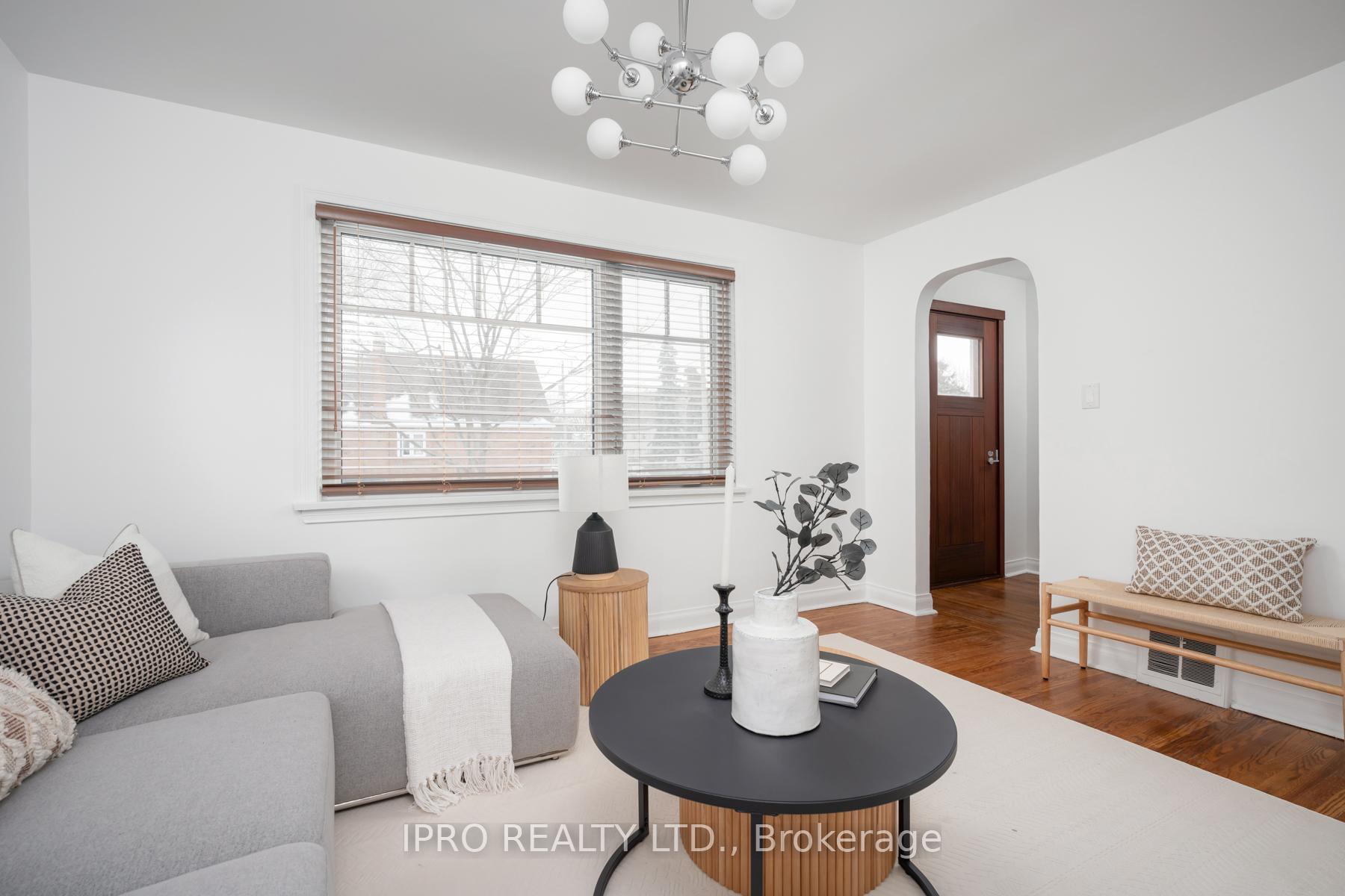 Photo 10 of 37 Holland Avenue, Toronto, O'Connor-Parkview — HOMEH