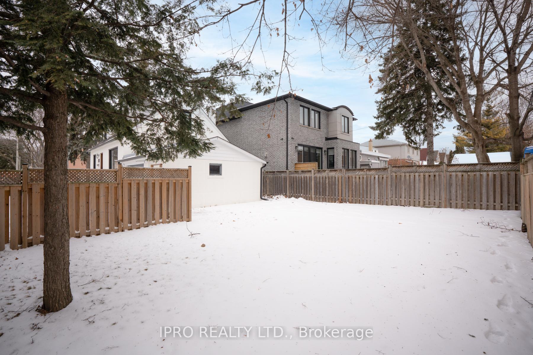 Photo 43 of 37 Holland Avenue, Toronto, O'Connor-Parkview — HOMEH